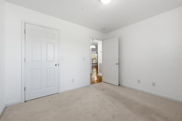 192 Gladstone Drive
