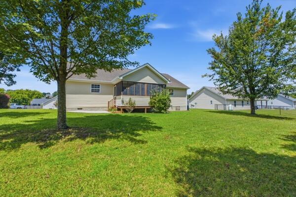192 Gladstone Drive