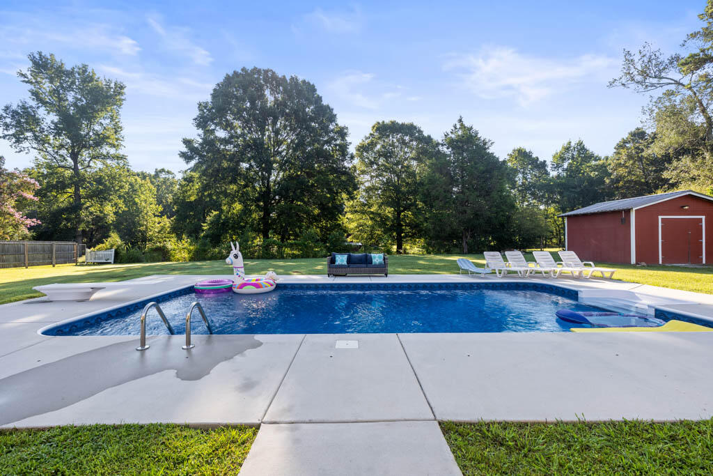 118 Graham Circle