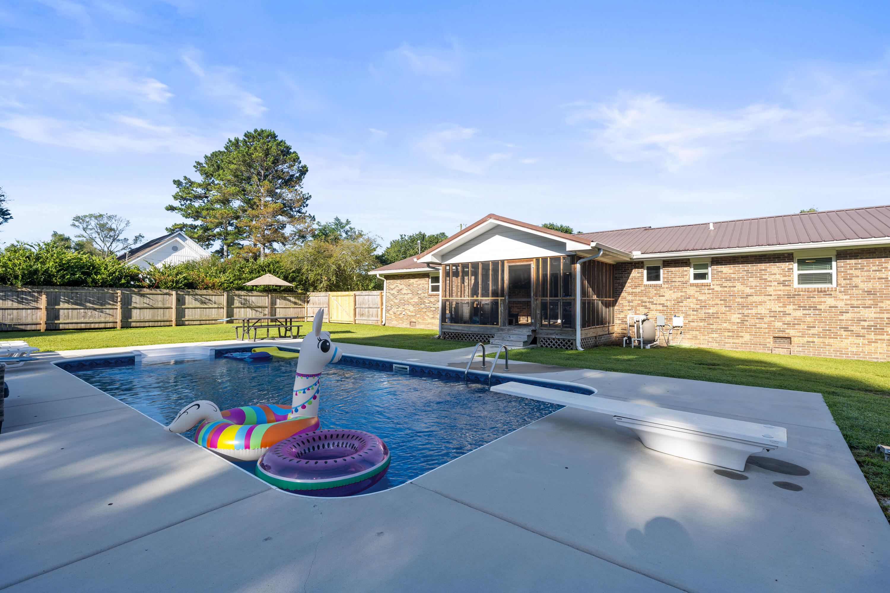 118 Graham Circle