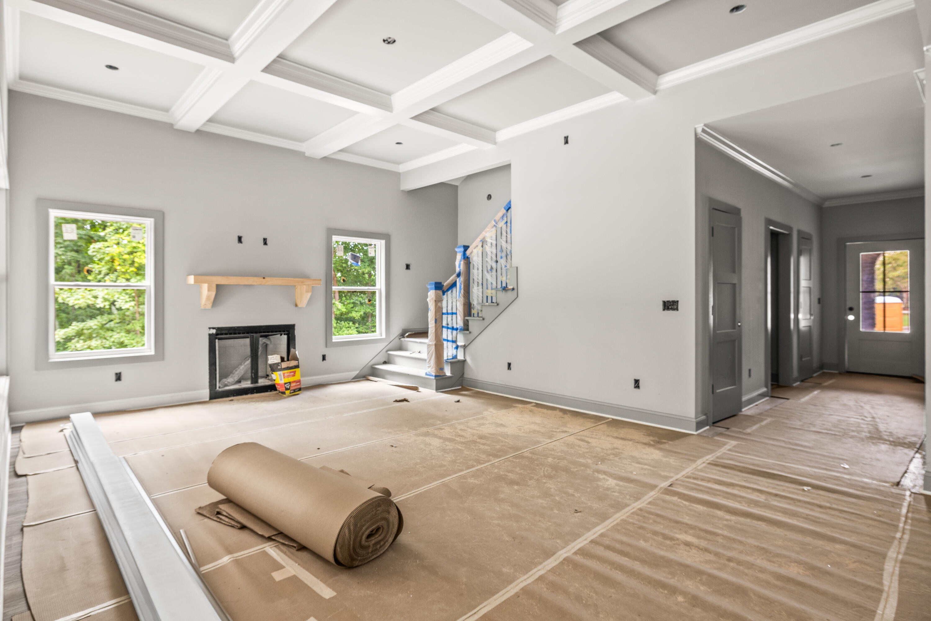 1005 Woodbury Trail