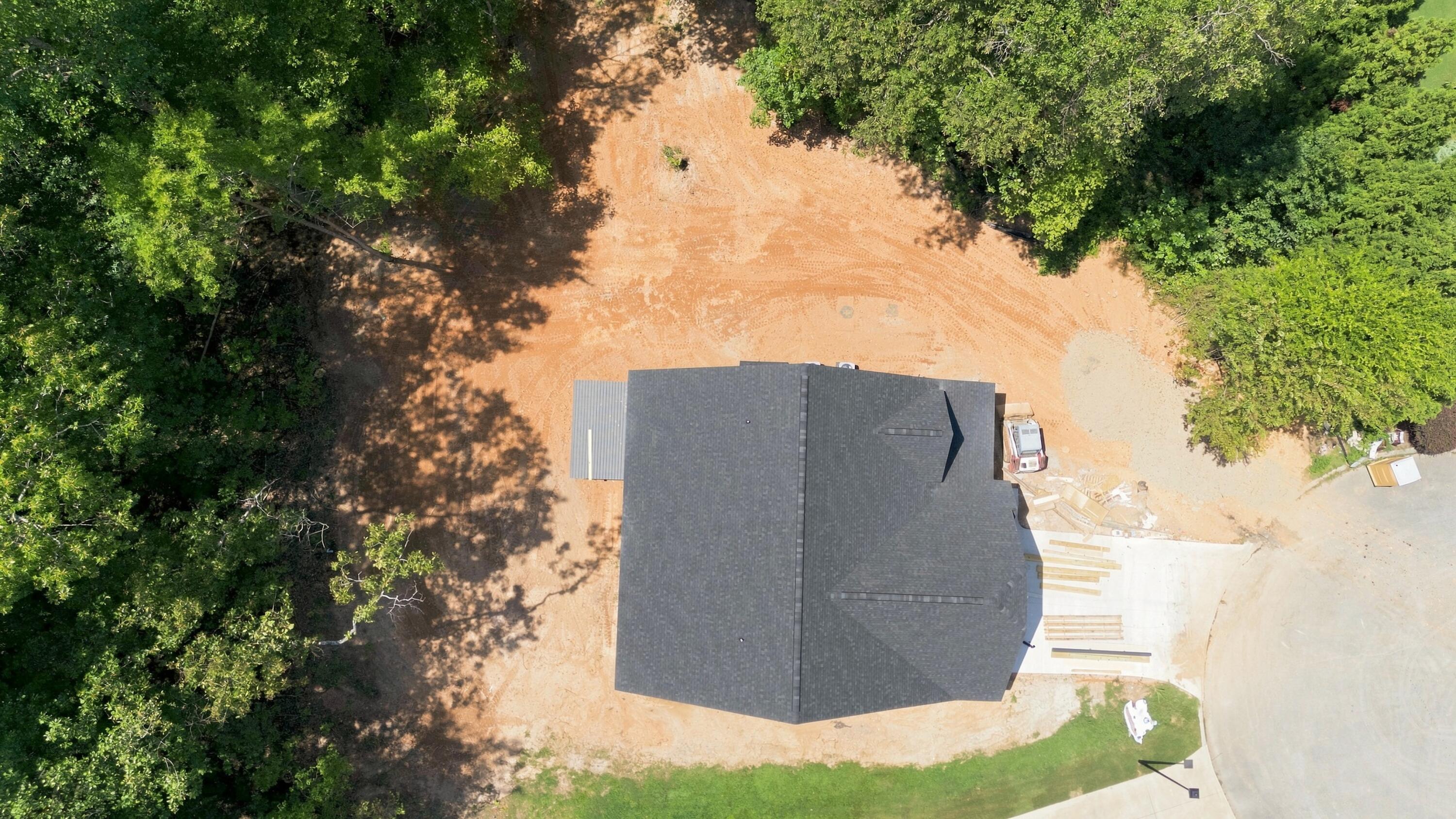 1005 Woodbury Trail