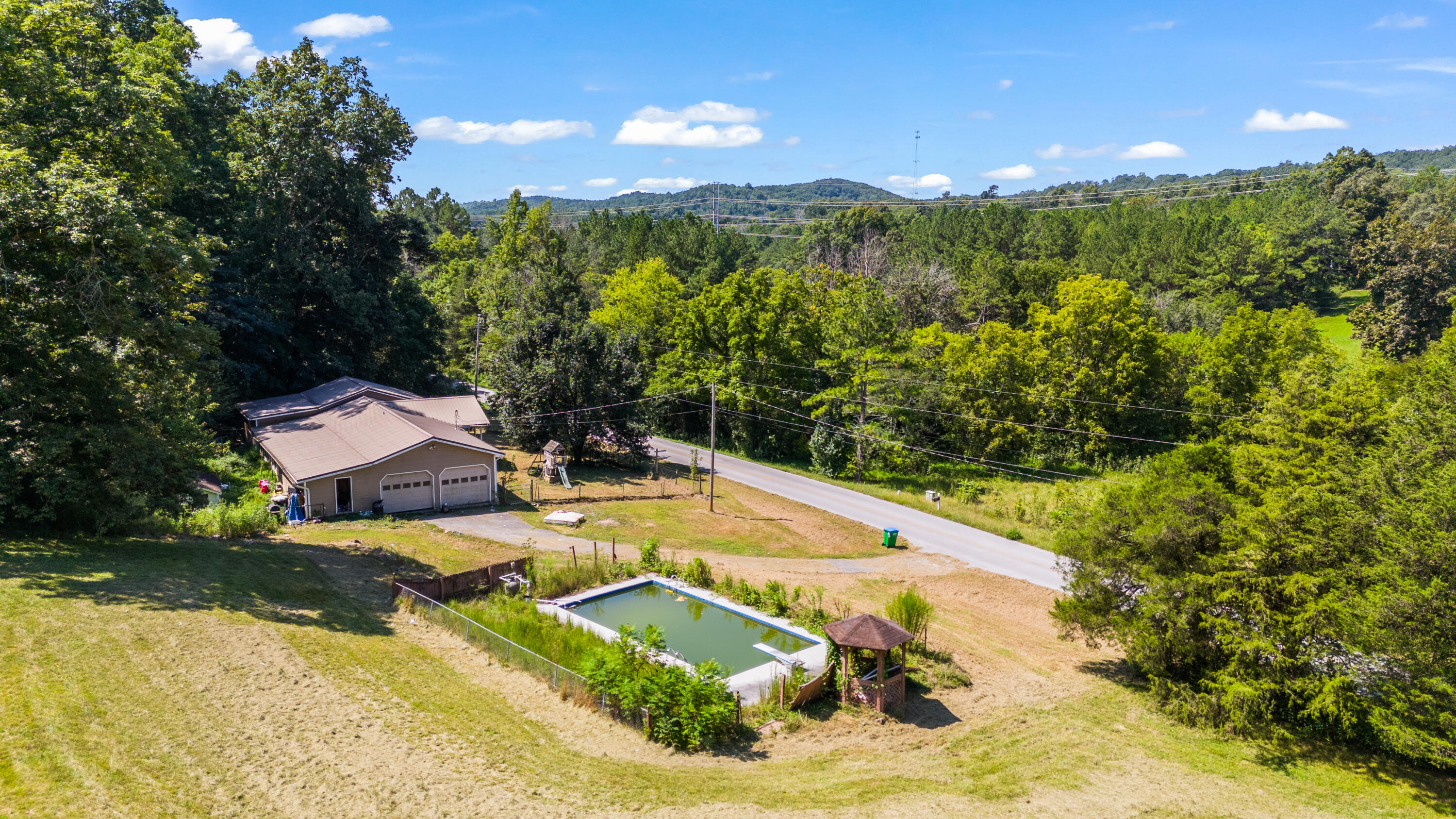 4011 Straight Gut Road, LaFayette