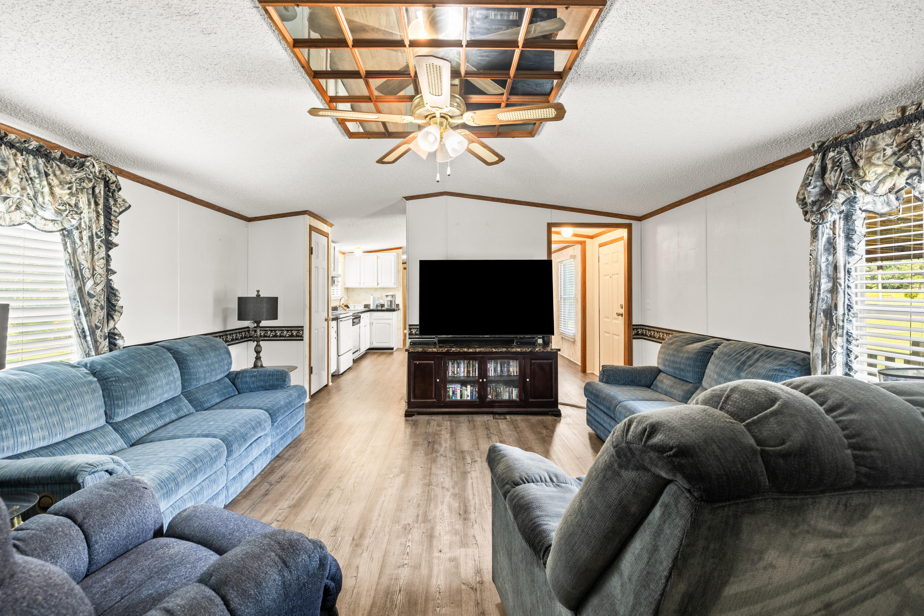 644 & 640 Law Drive SE