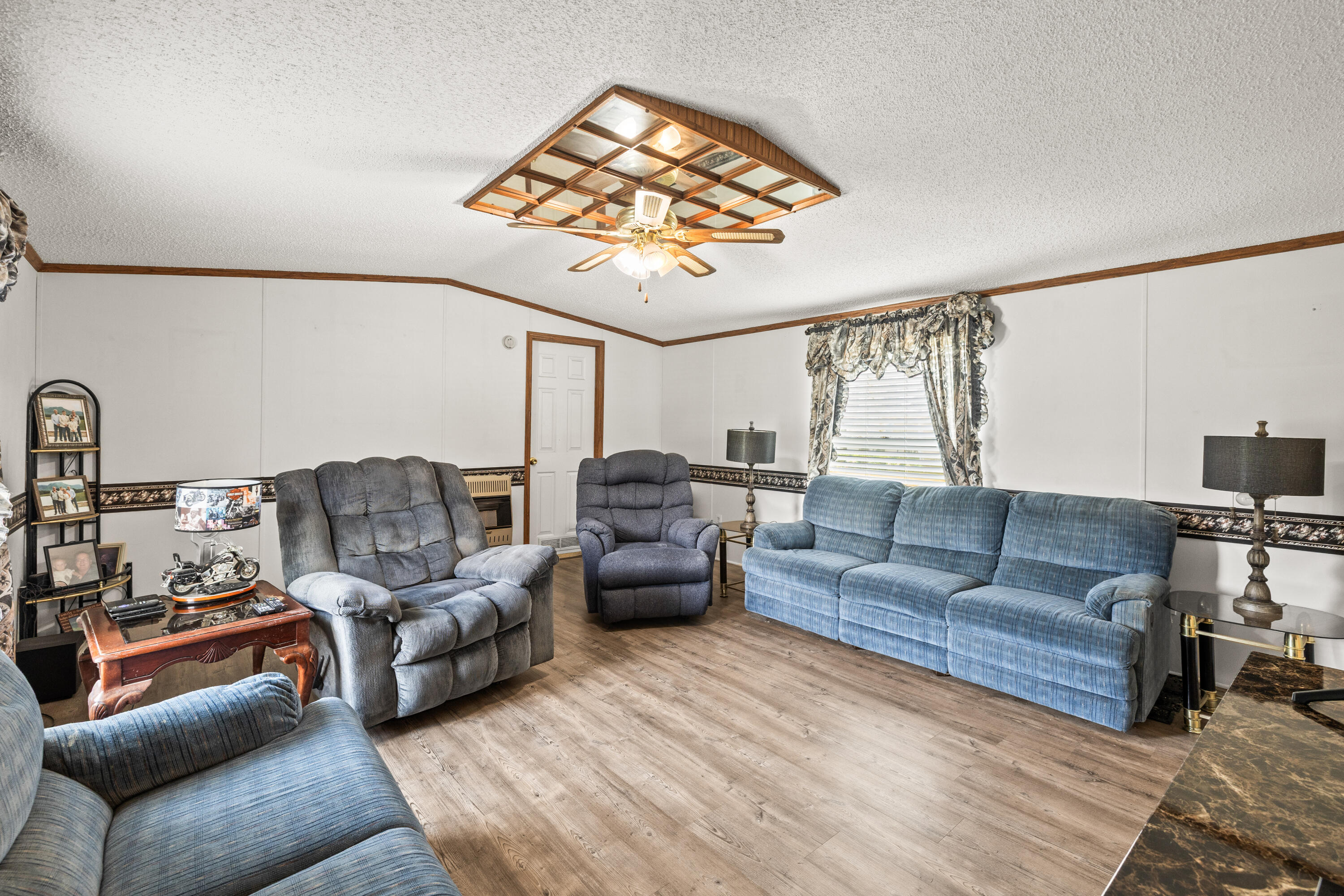 644 & 640 Law Drive SE