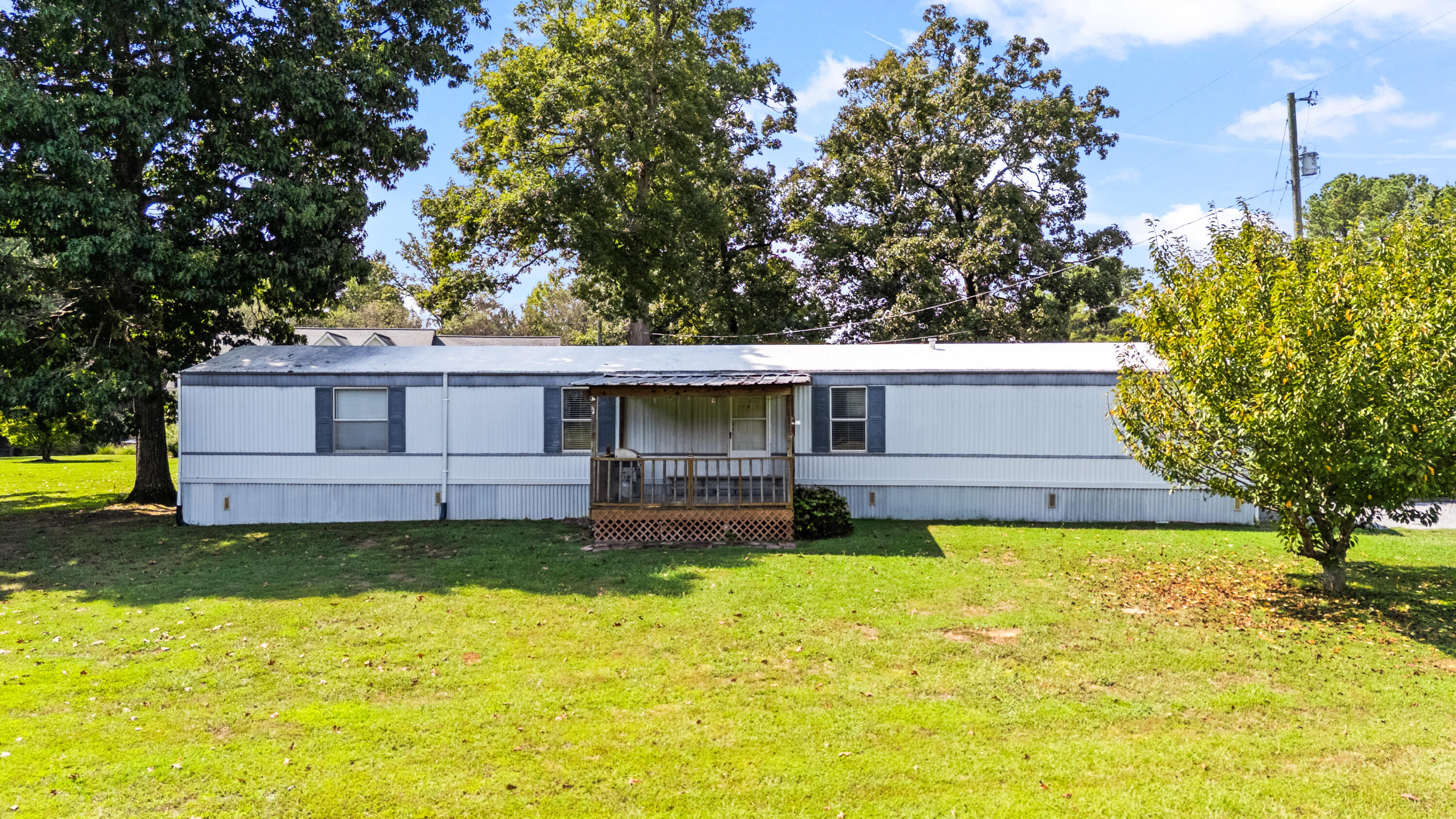 644 & 640 Law Drive SE