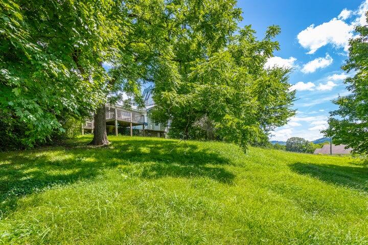 9514 E Brainerd Road