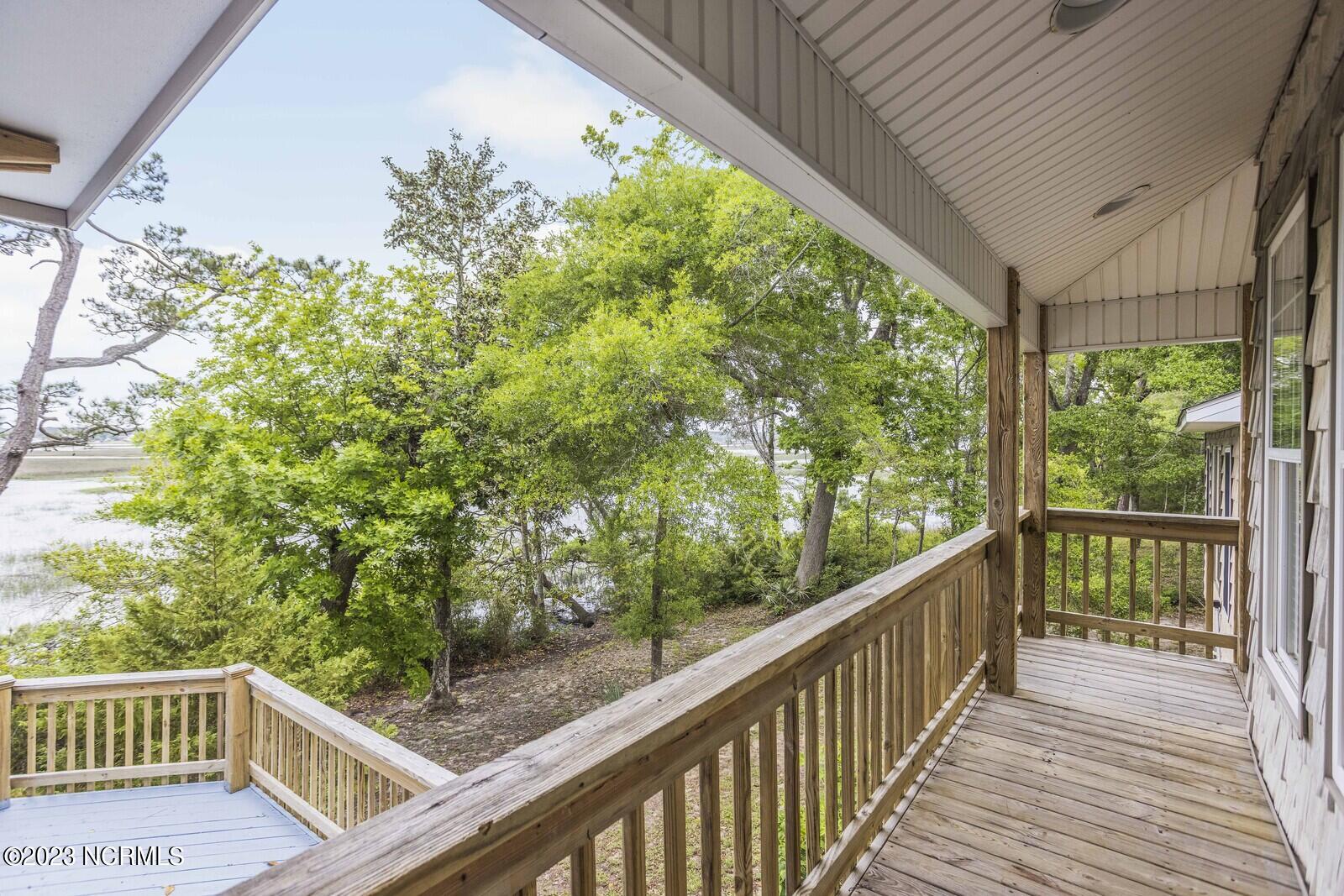 2129 Lands End Way SW