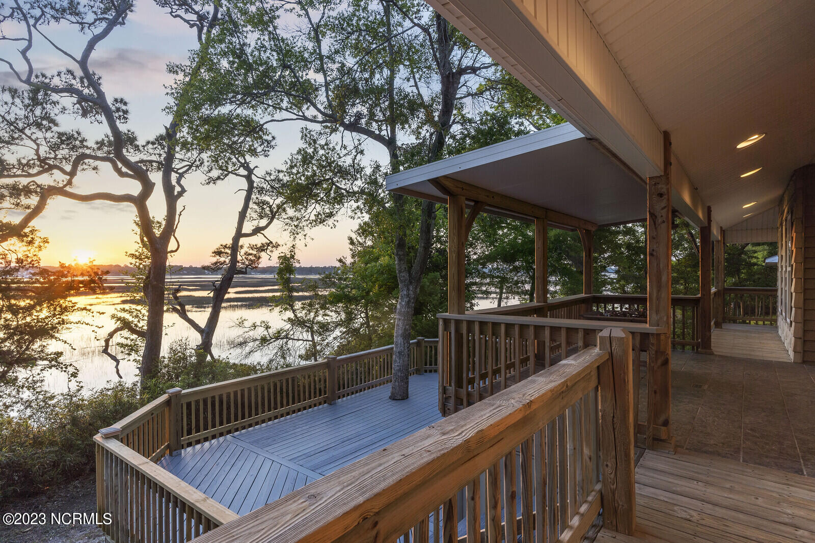 2129 Lands End Way SW