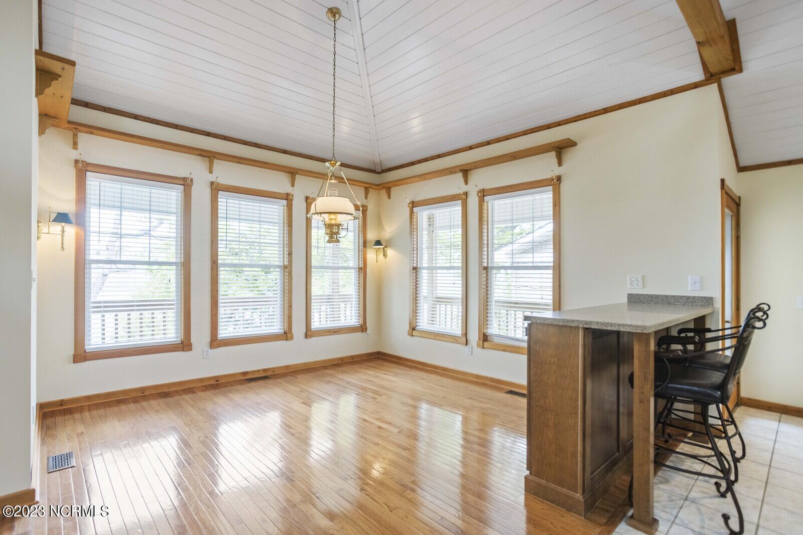 2129 Lands End Way SW