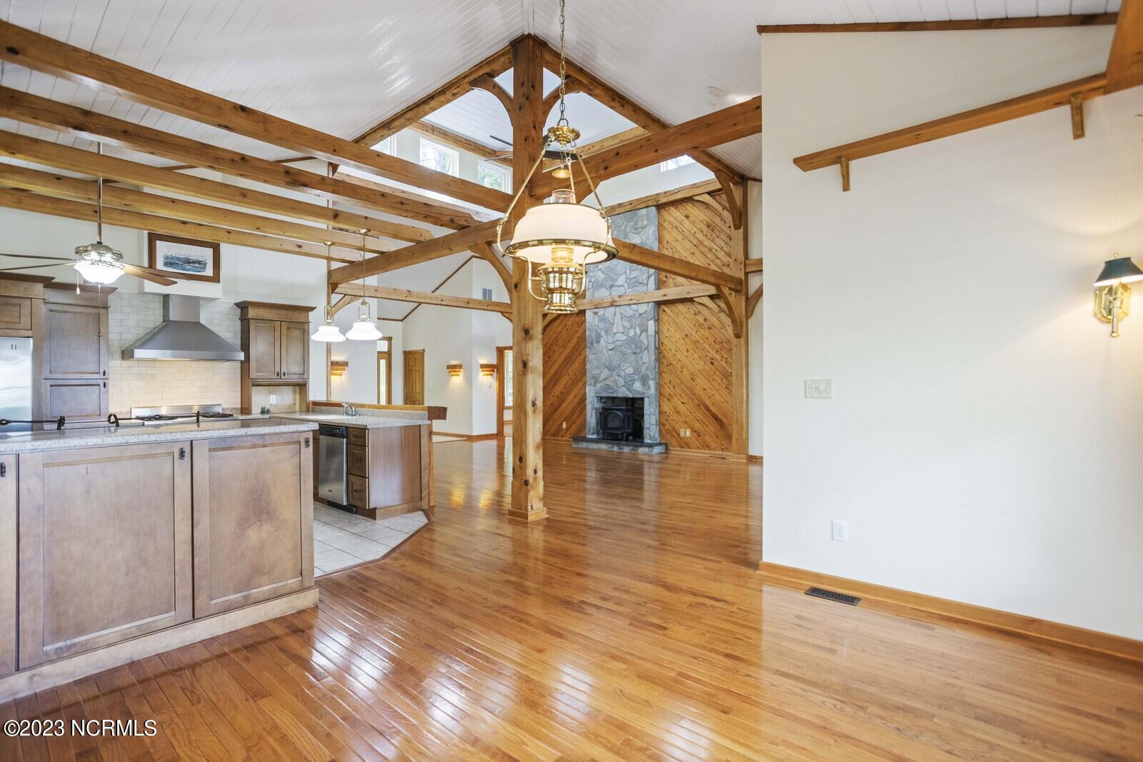 2129 Lands End Way SW