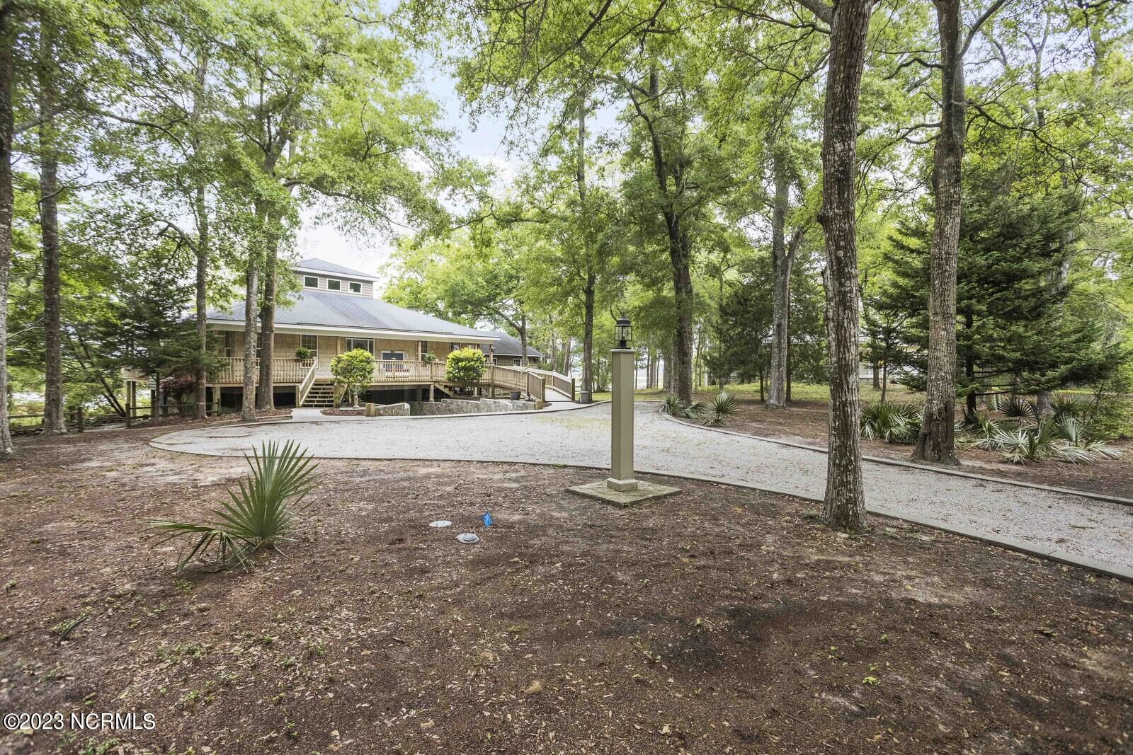 2129 Lands End Way SW