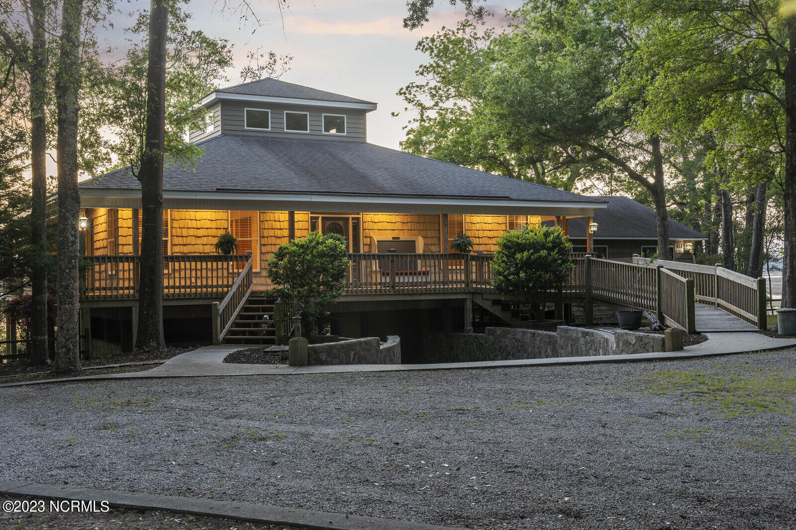 2129 Lands End Way SW