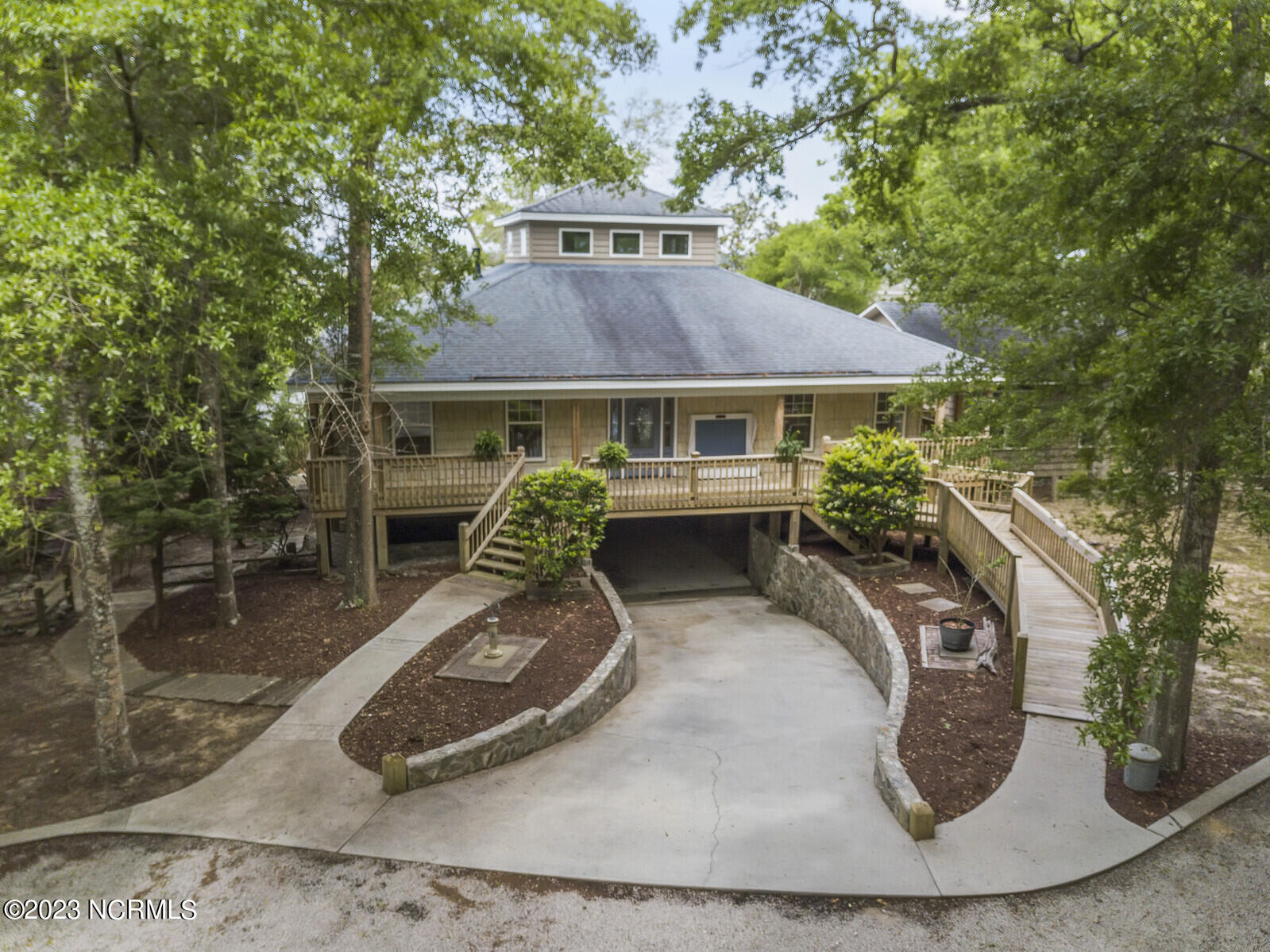 2129 Lands End Way SW