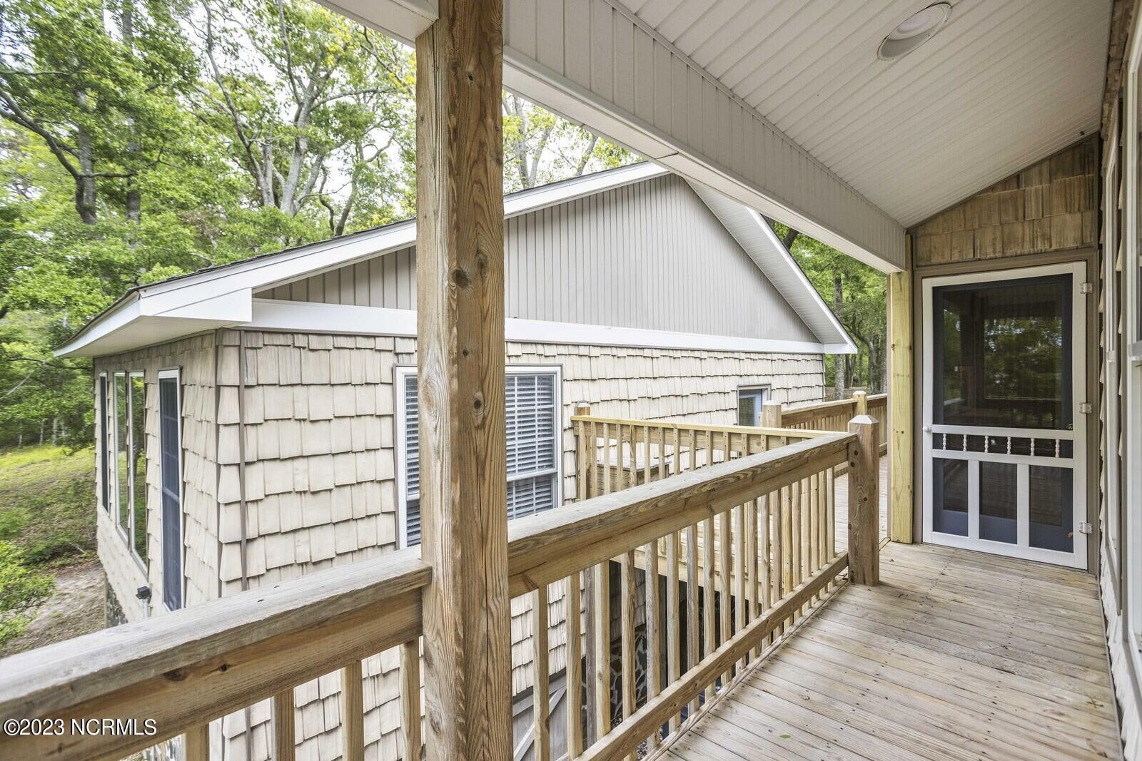 2129 Lands End Way SW