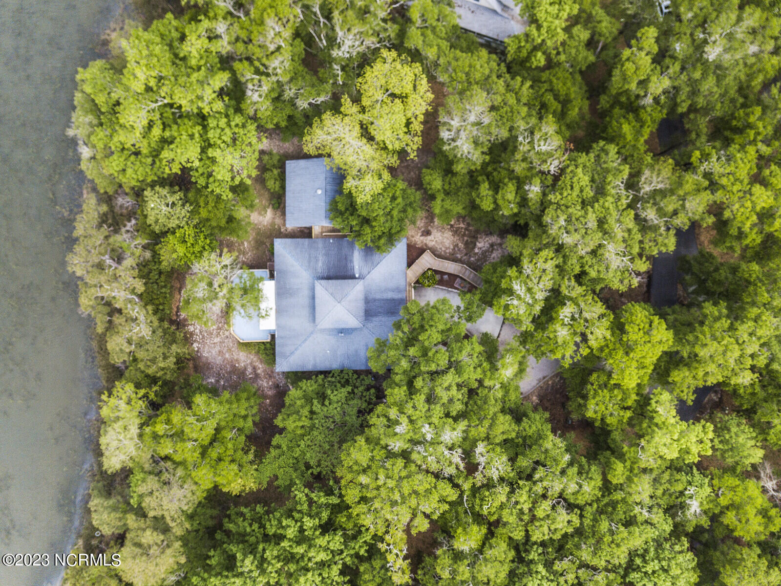 2129 Lands End Way SW