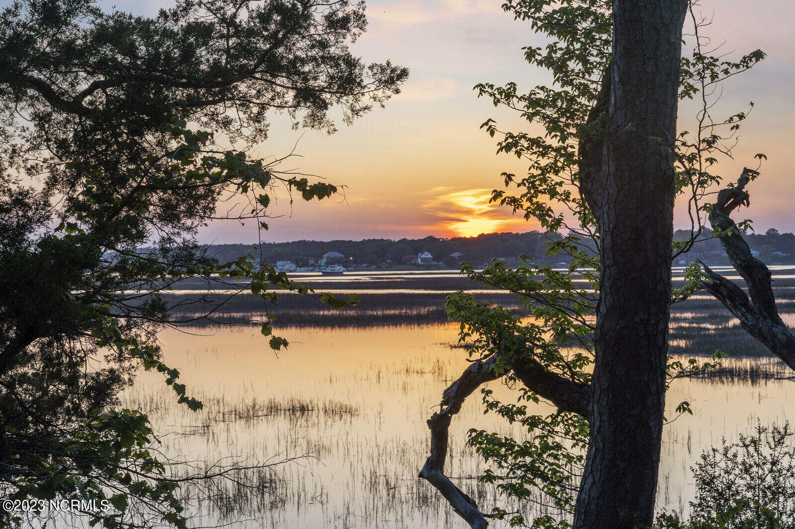 2129 Lands End Way SW