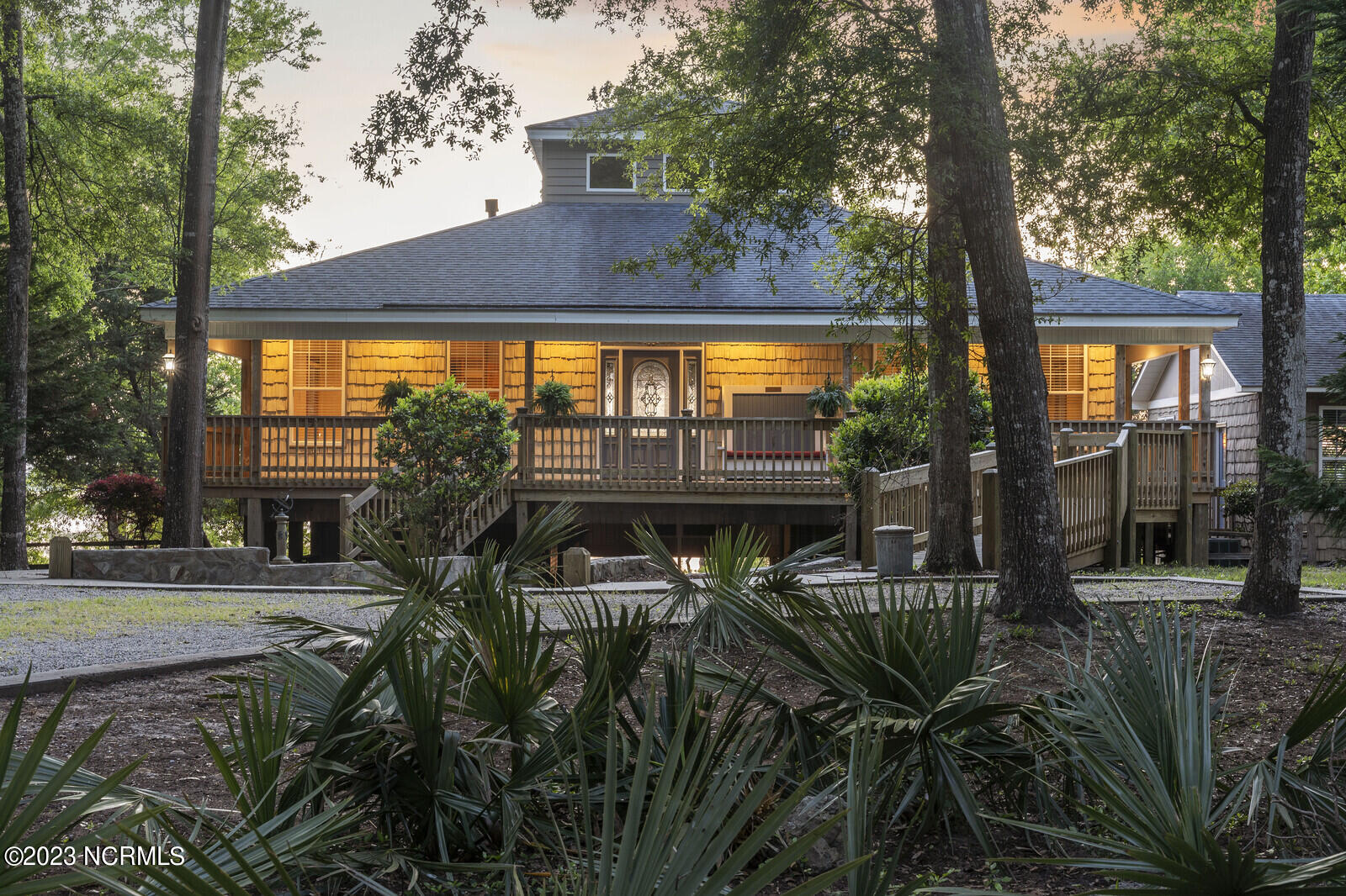 2129 Lands End Way SW