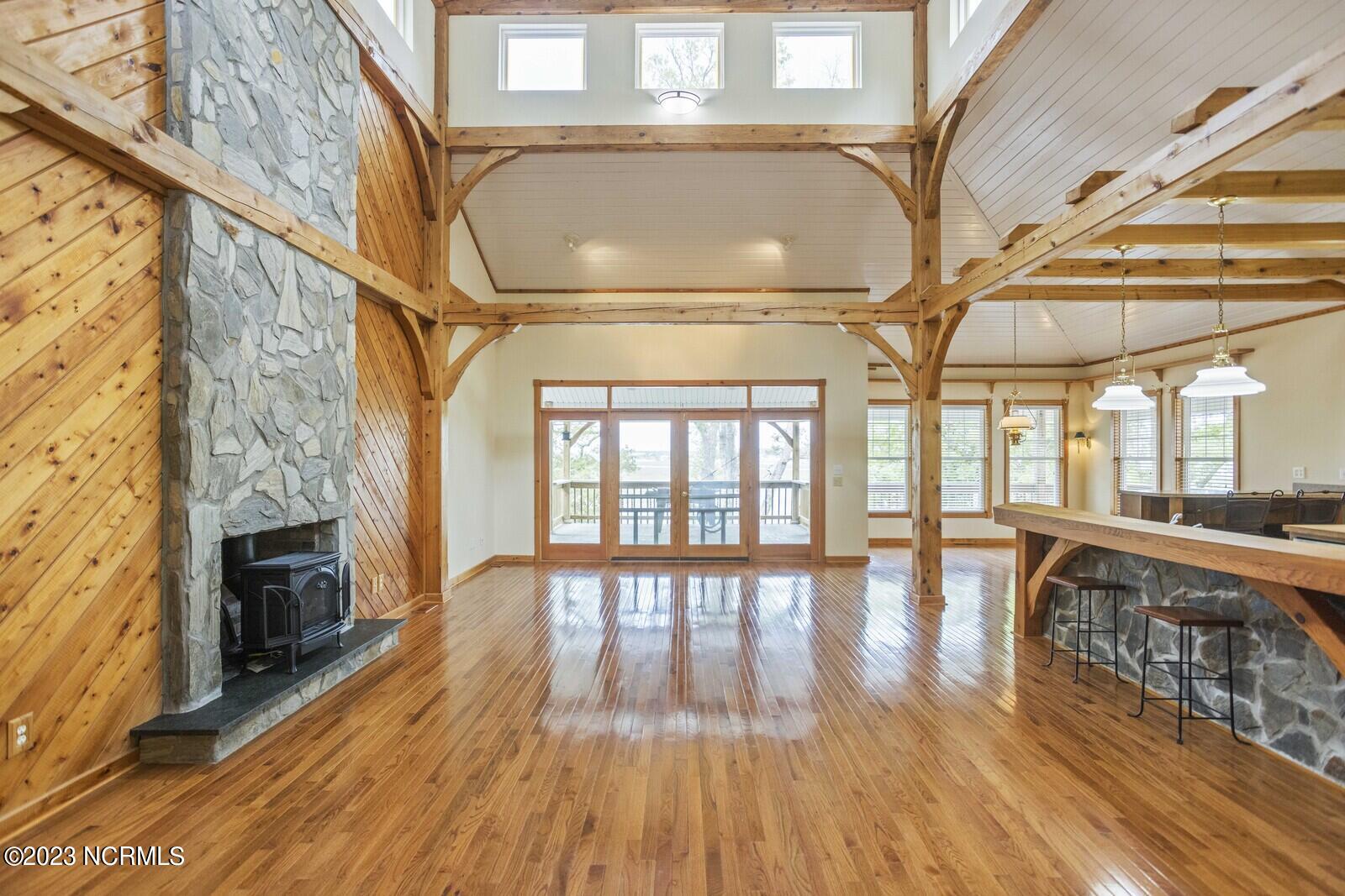 2129 Lands End Way SW