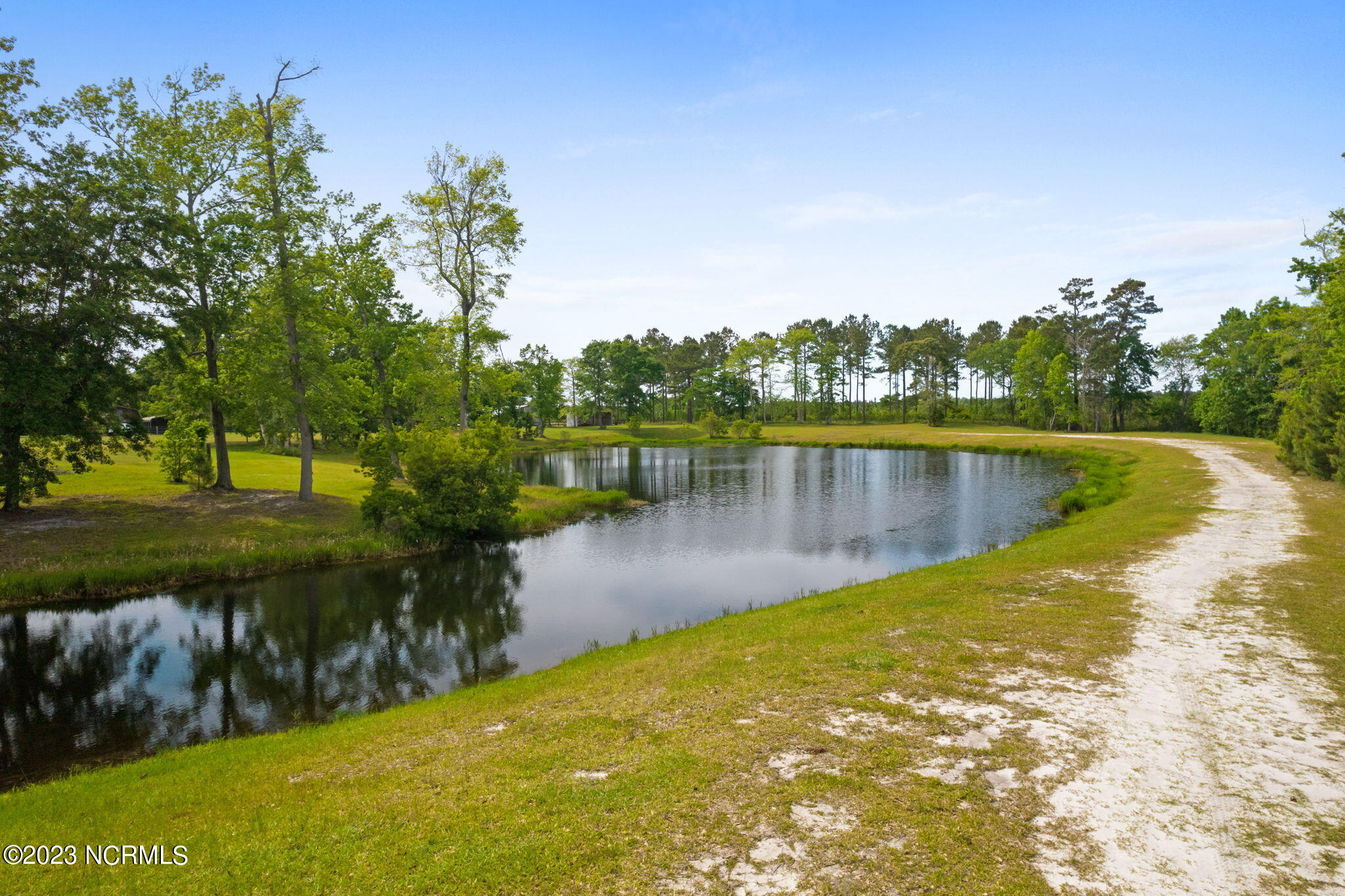 2000 Old Lennon Road SE