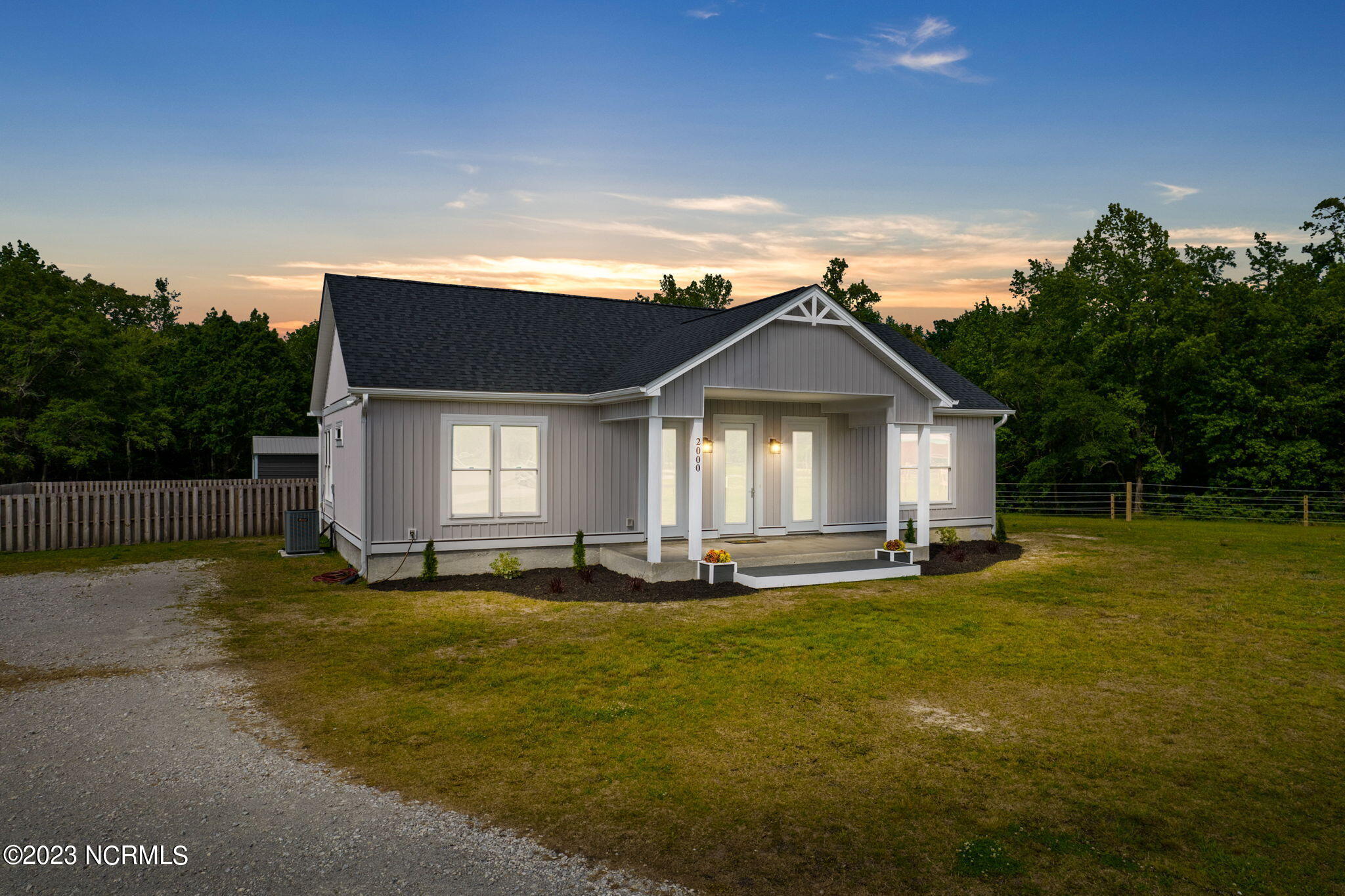 2000 Old Lennon Road SE