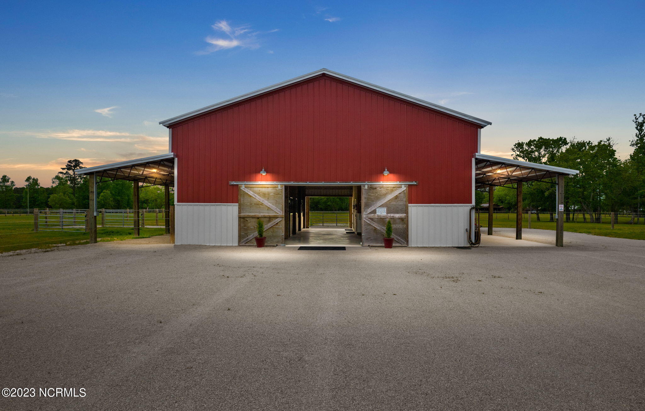 2000 Old Lennon Road SE