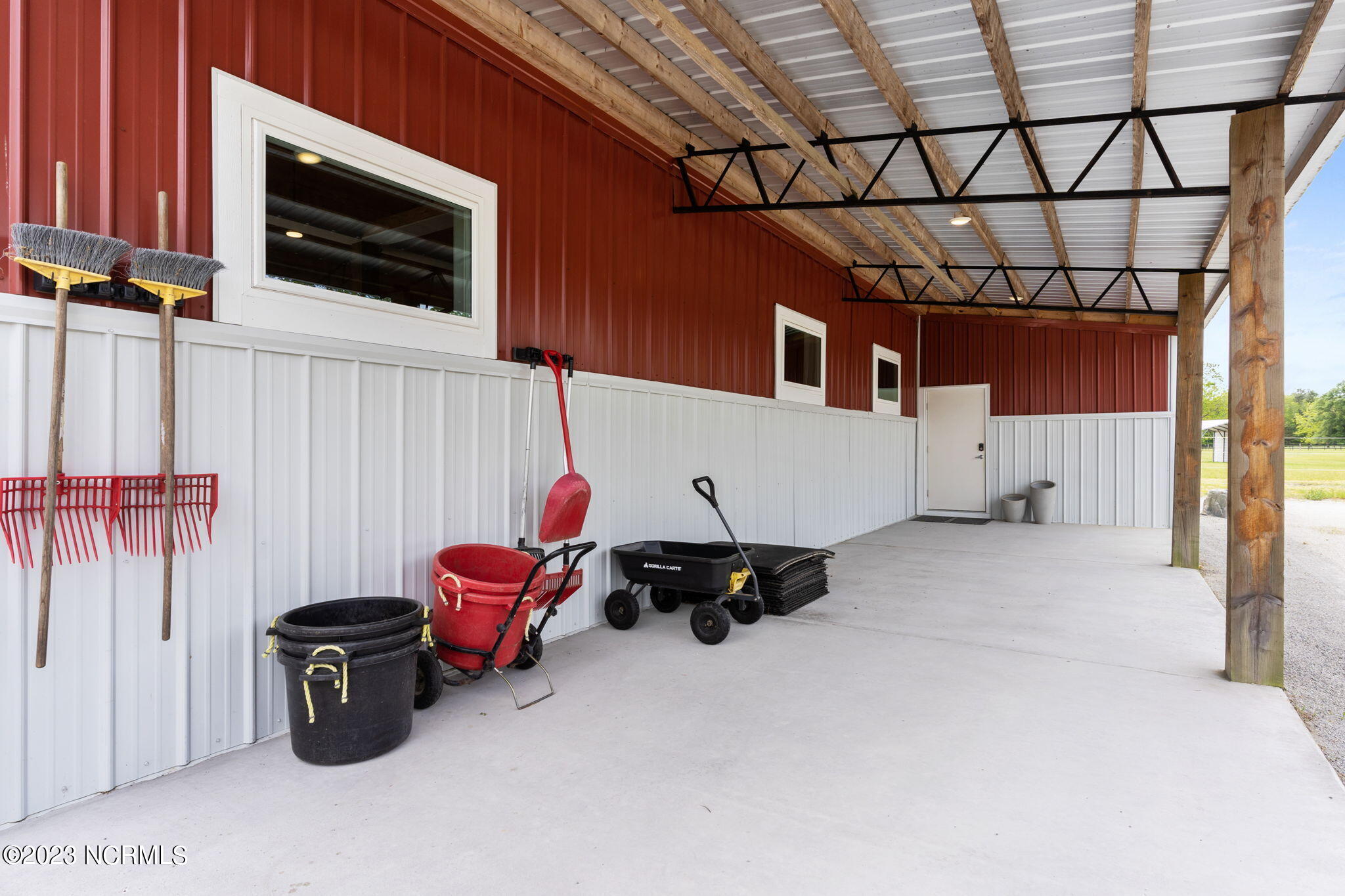 2000 Old Lennon Road SE