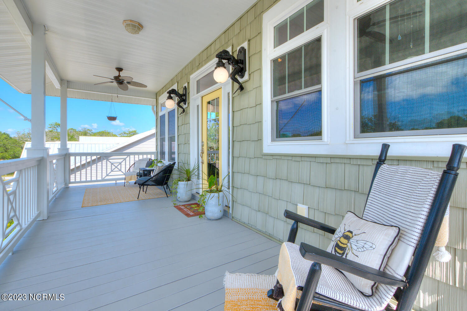 1404 W Oak Island Drive