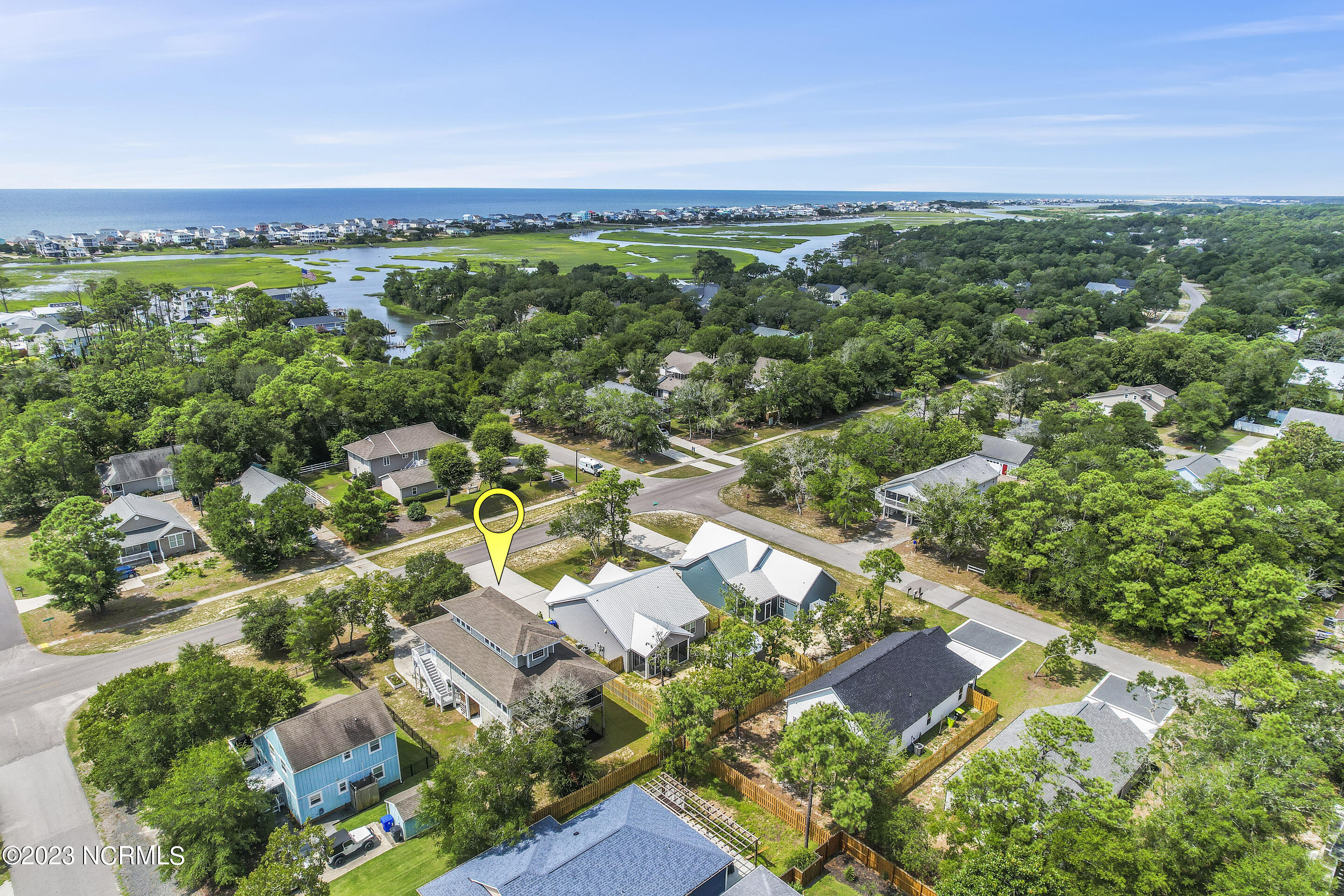 1404 W Oak Island Drive