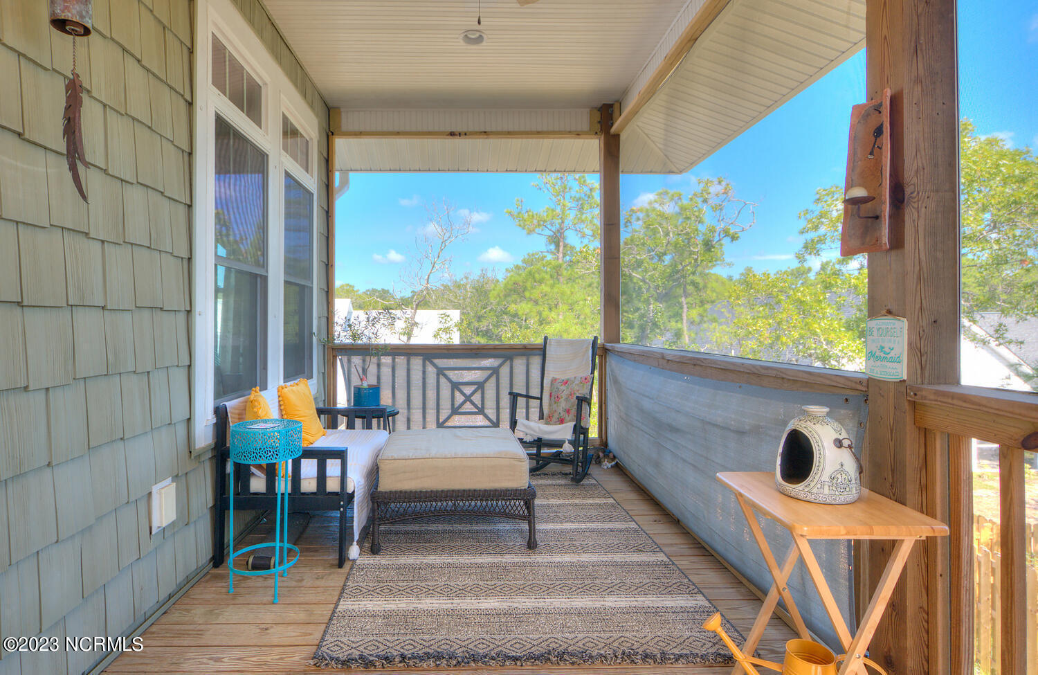 1404 W Oak Island Drive