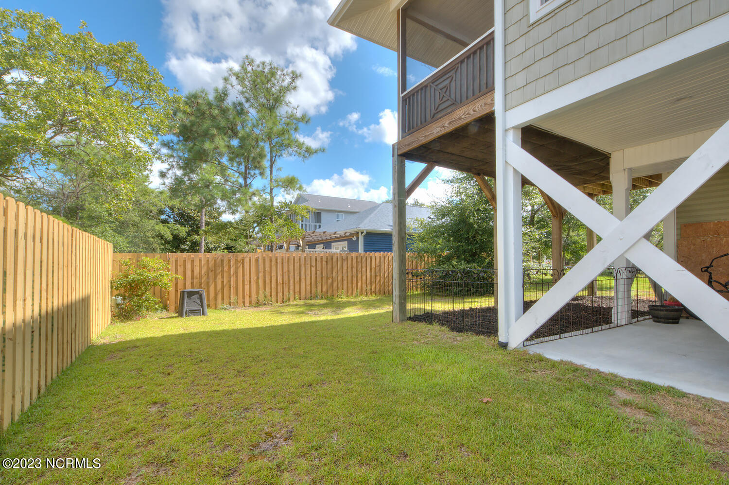 1404 W Oak Island Drive