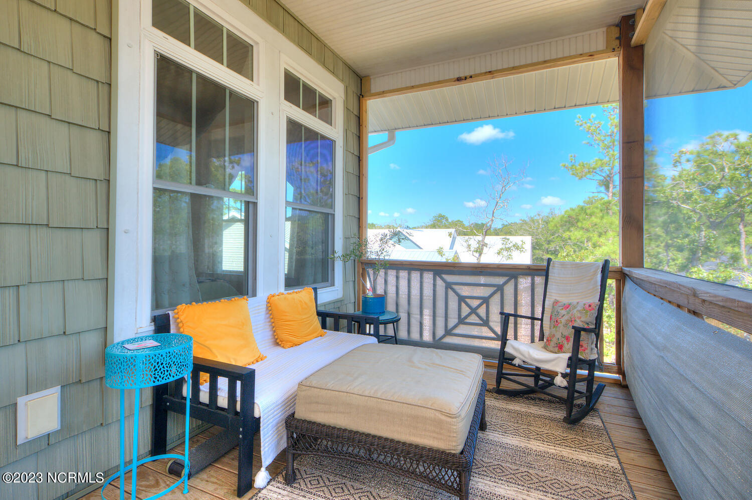 1404 W Oak Island Drive