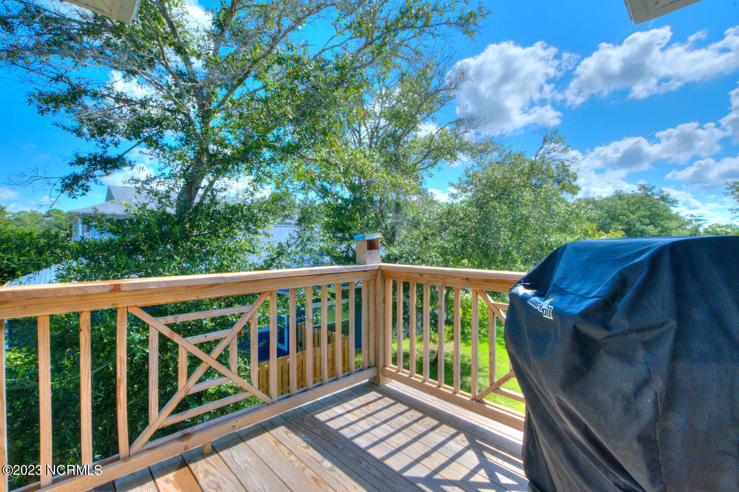 1404 W Oak Island Drive