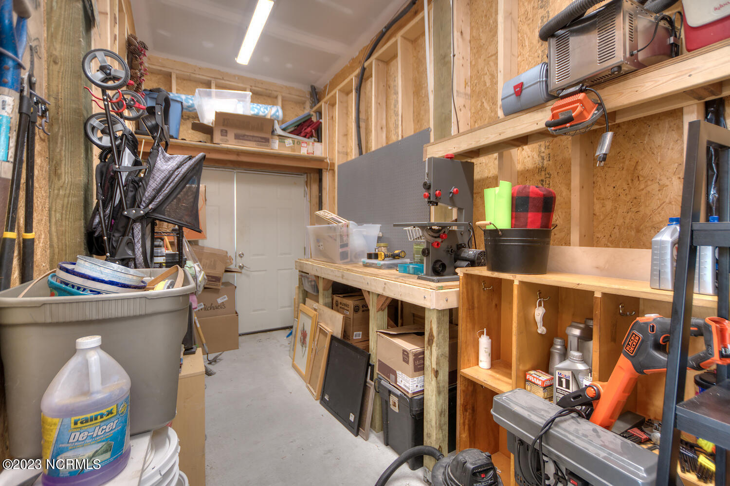 1404 W Oak Island Drive