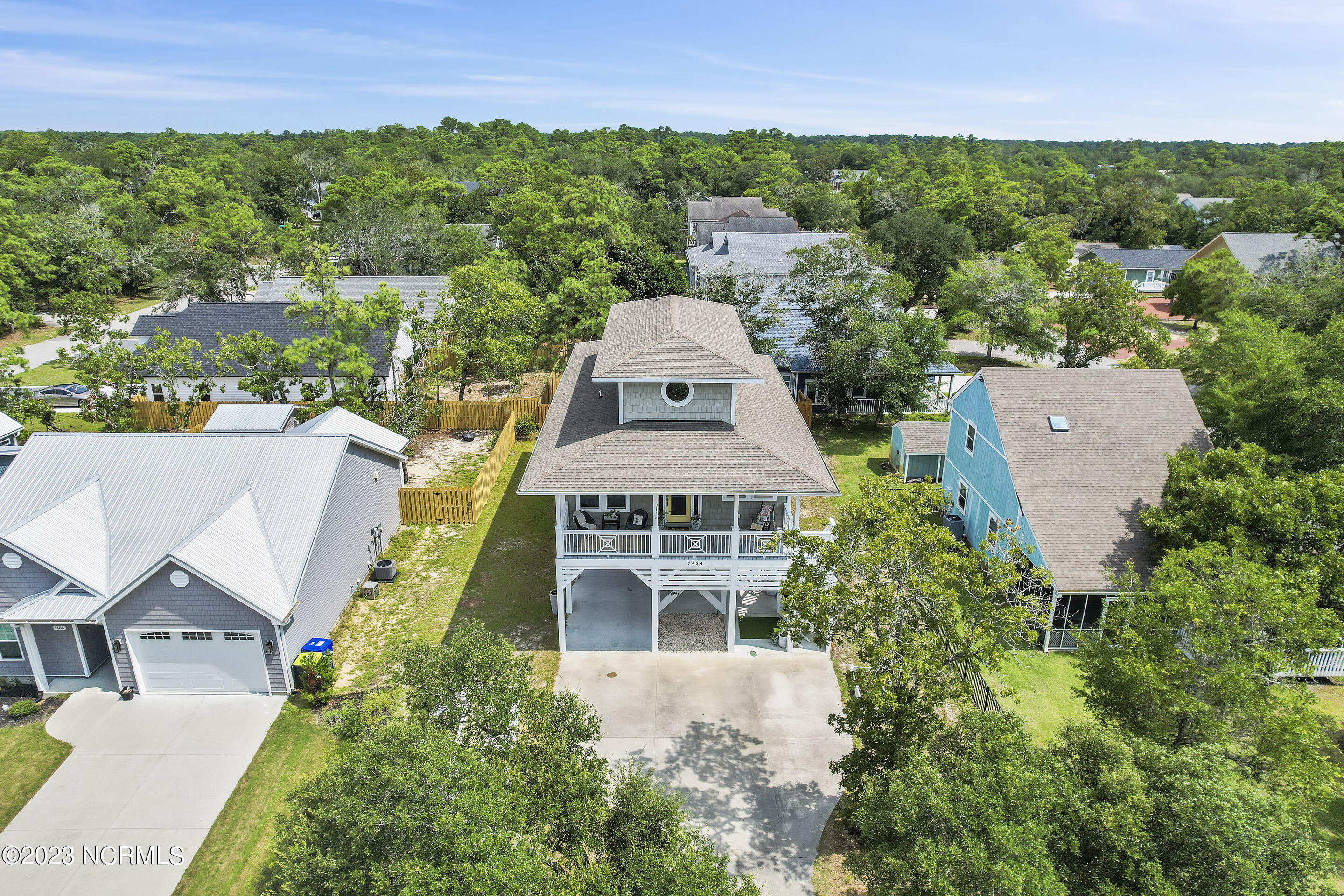 1404 W Oak Island Drive