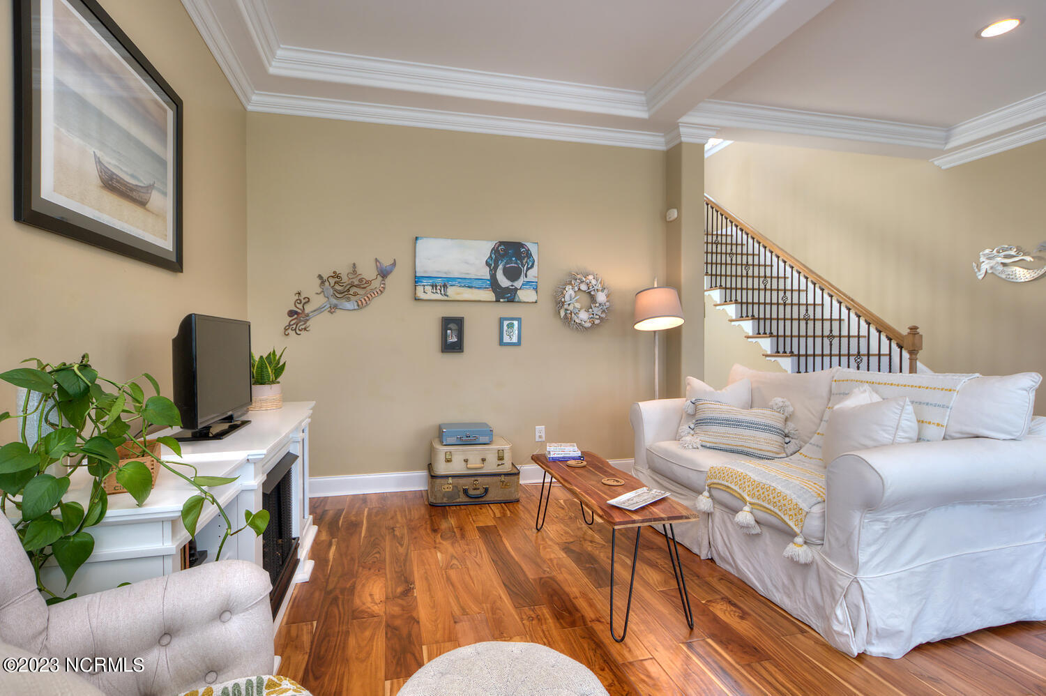 1404 W Oak Island Drive