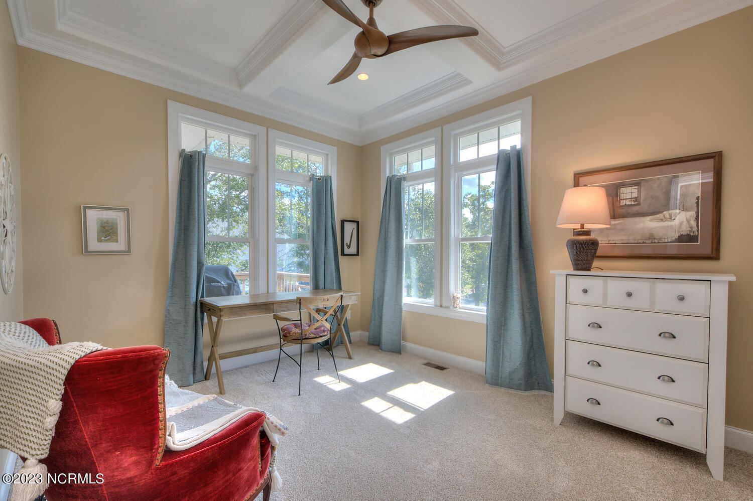 1404 W Oak Island Drive