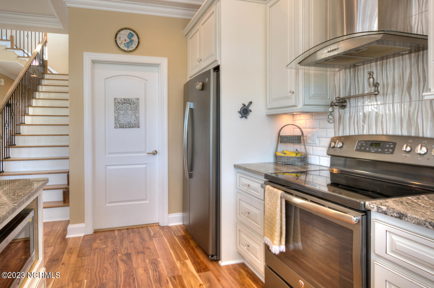 1404 W Oak Island Drive