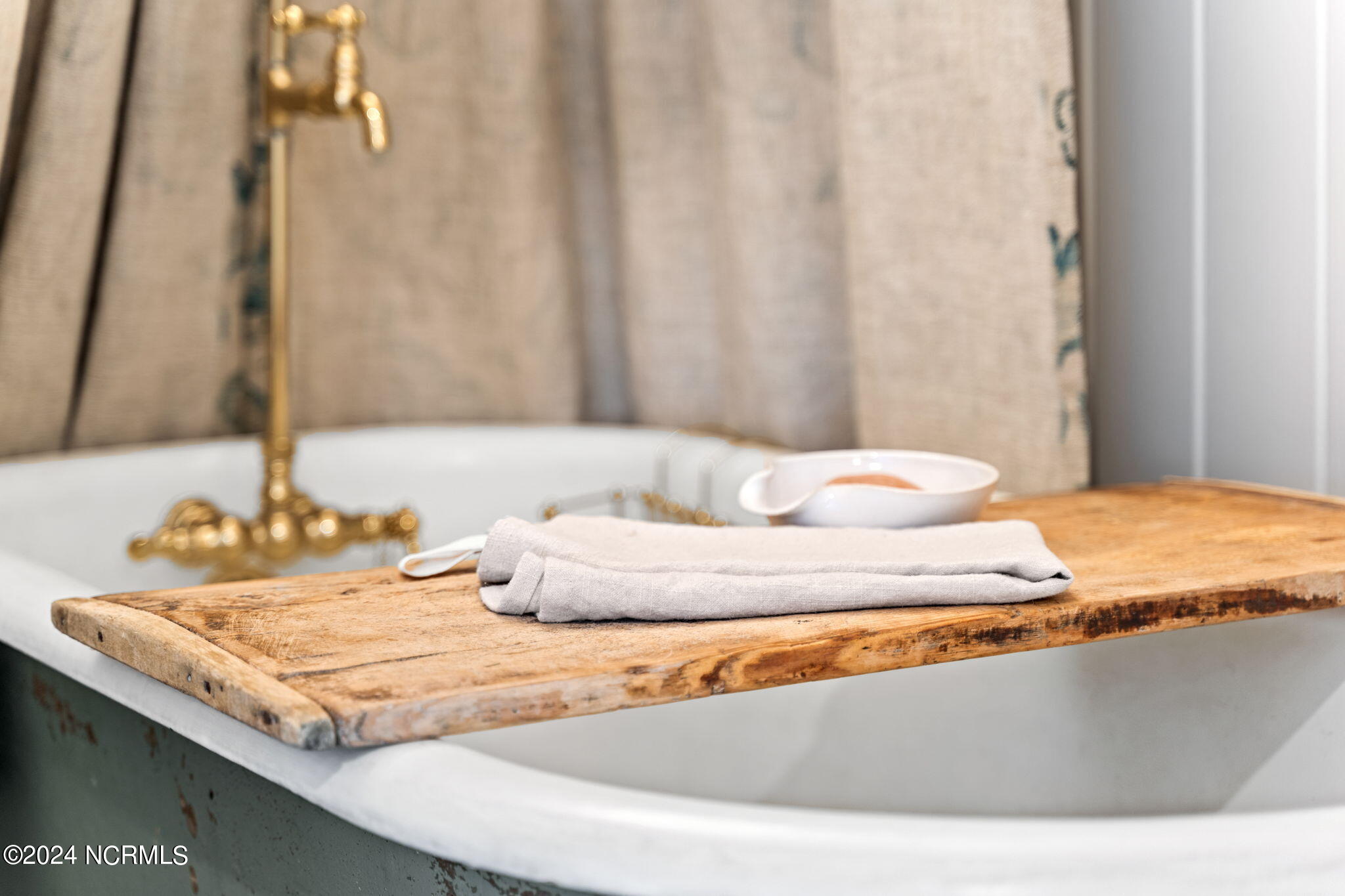 600 W Brunswick Street, 1 & 2