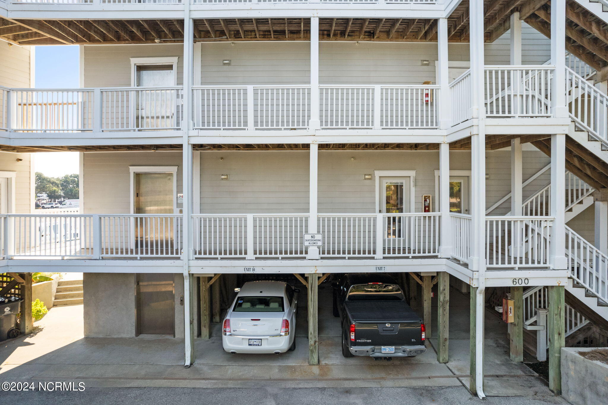 600 W Brunswick Street, 1 & 2