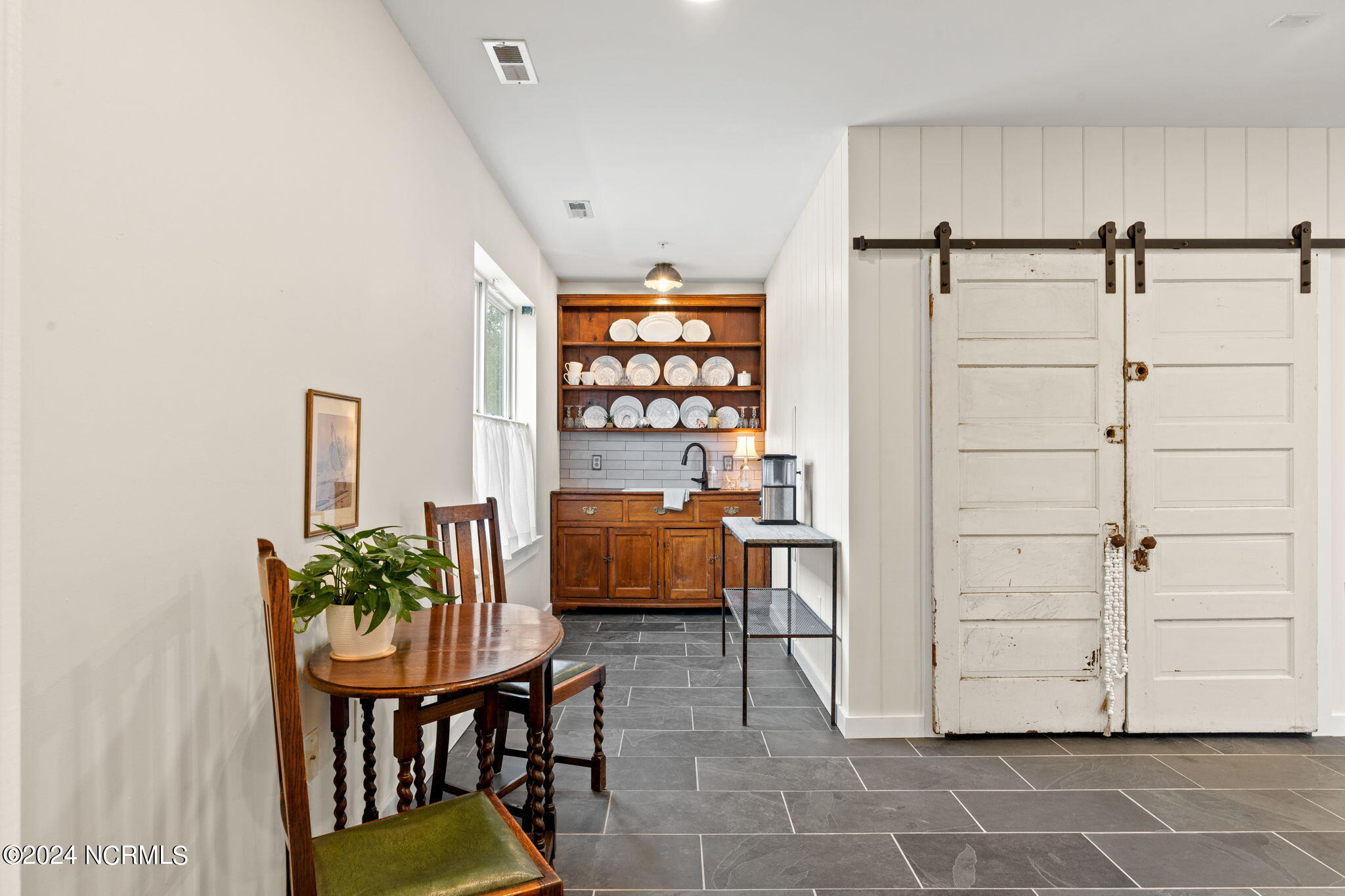 600 W Brunswick Street, 1 & 2