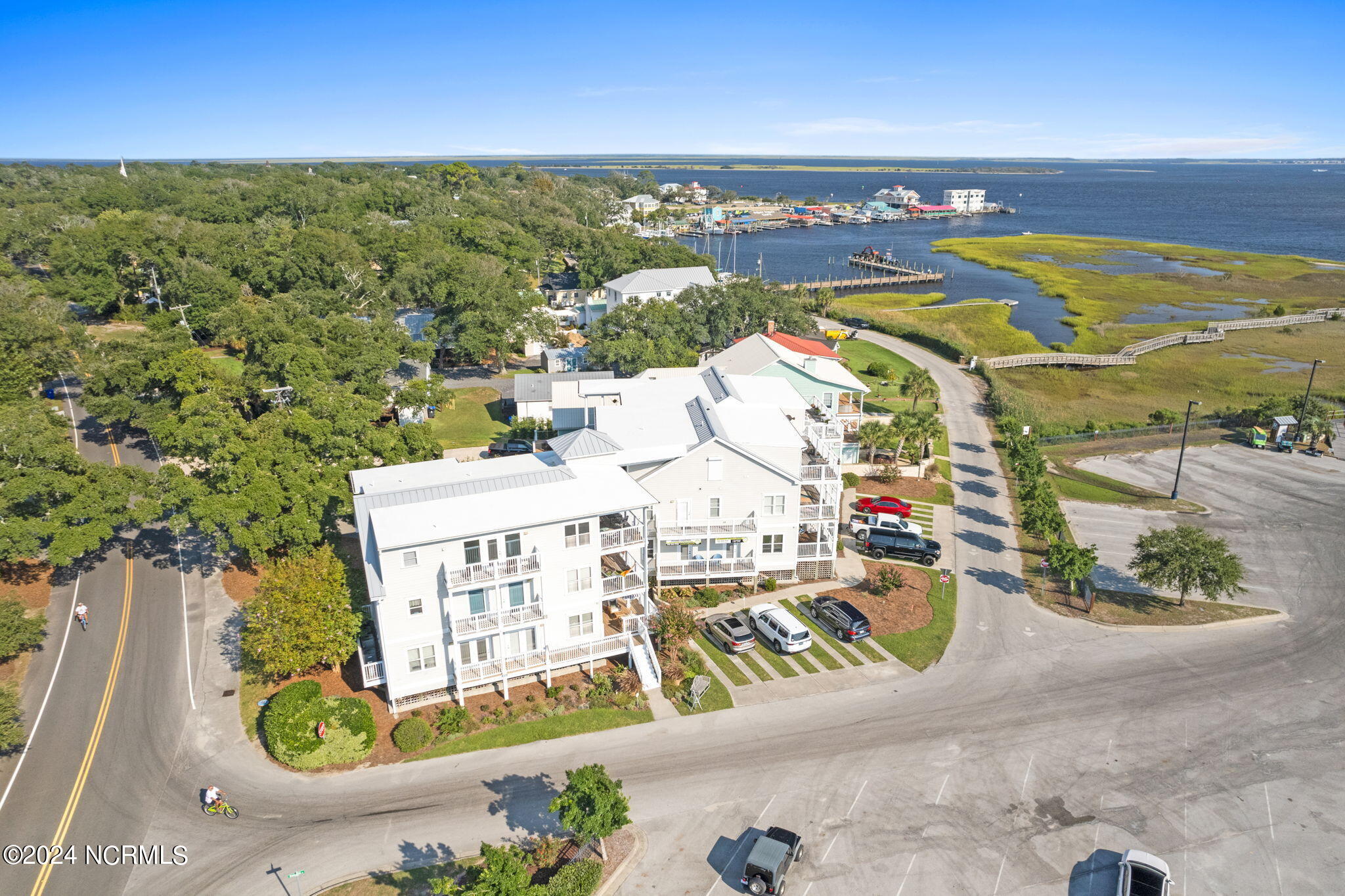 600 W Brunswick Street, 1 & 2