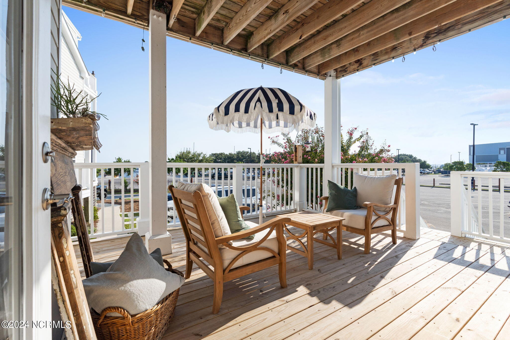 600 W Brunswick Street, 1 & 2