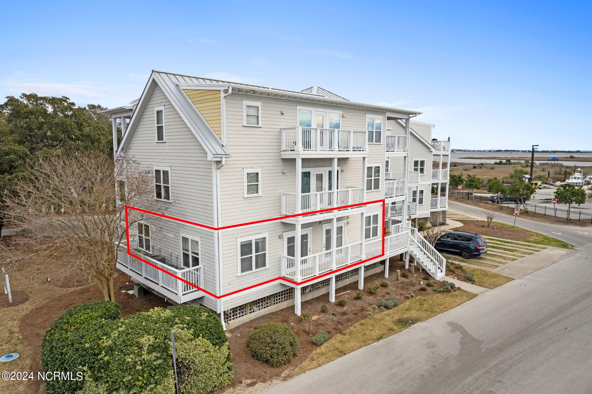 600 W Brunswick Street, 1 & 2