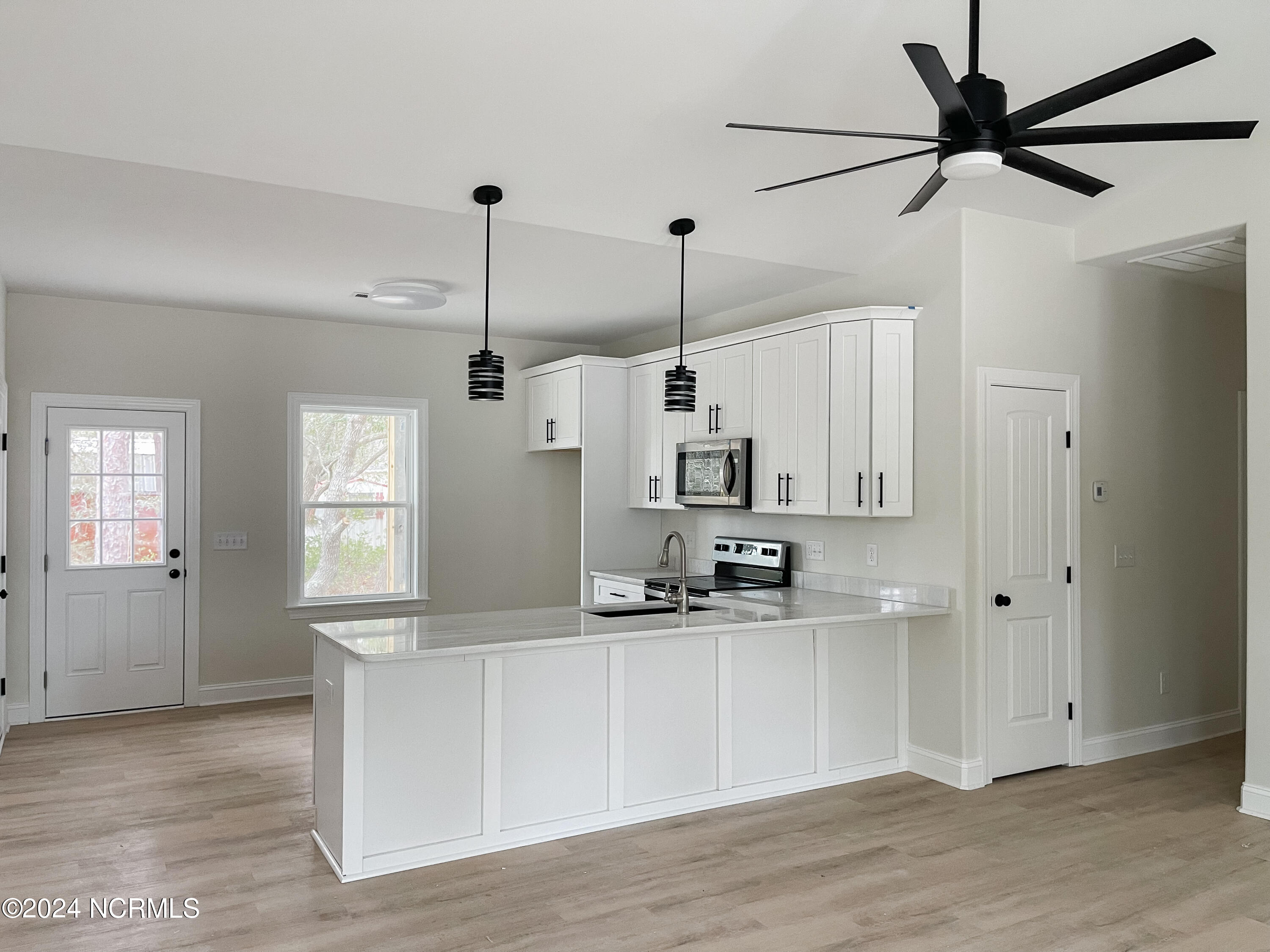 1230 Washington Road