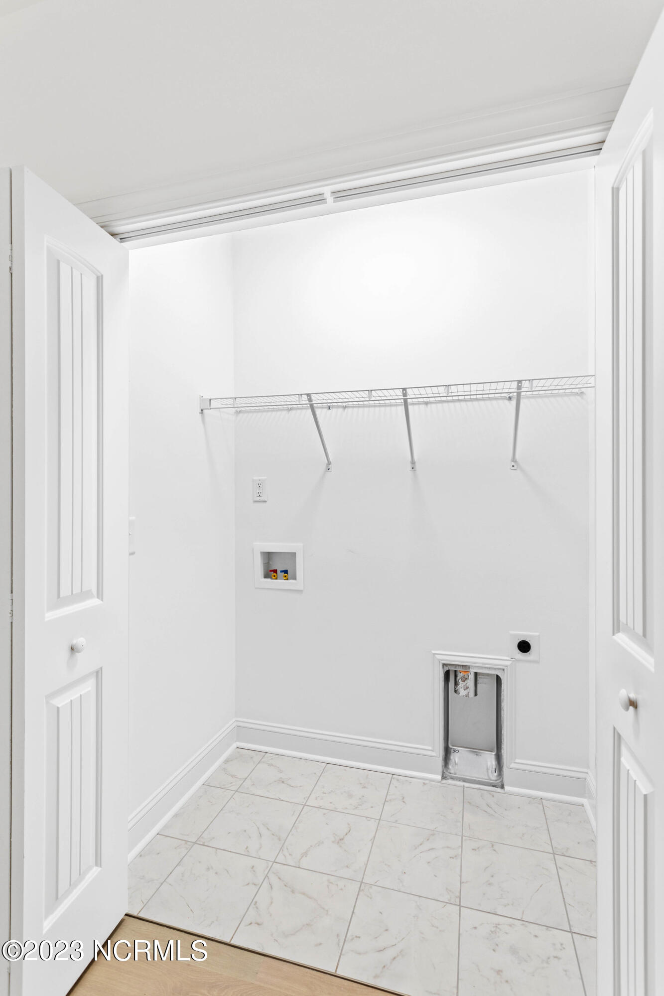 1230 Washington Road