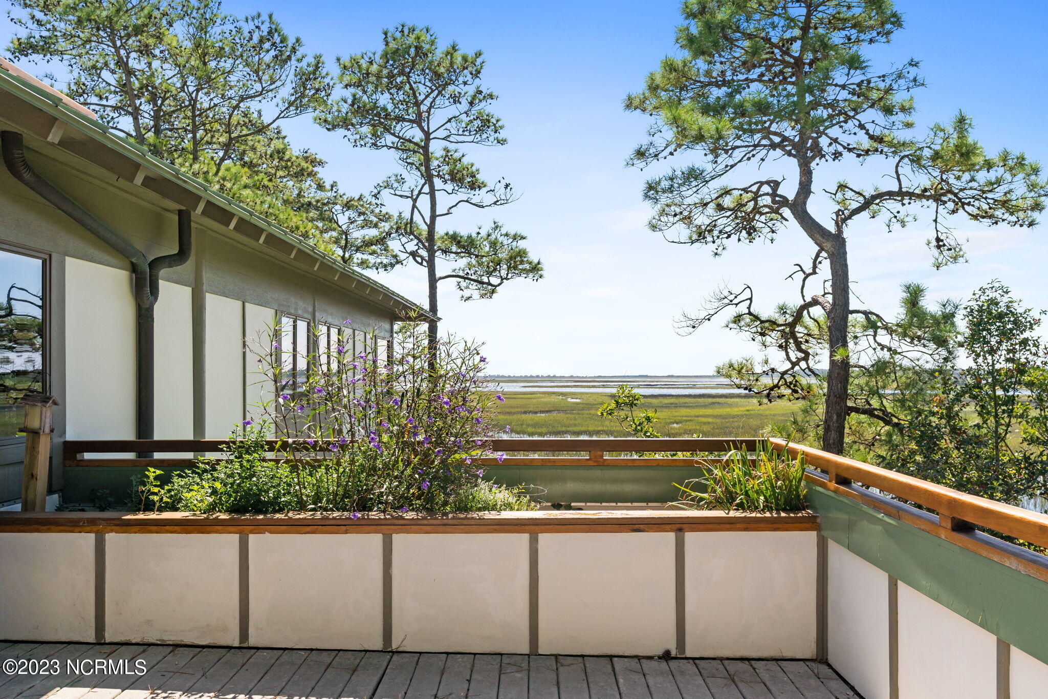 5900 Dutchman Creek Road