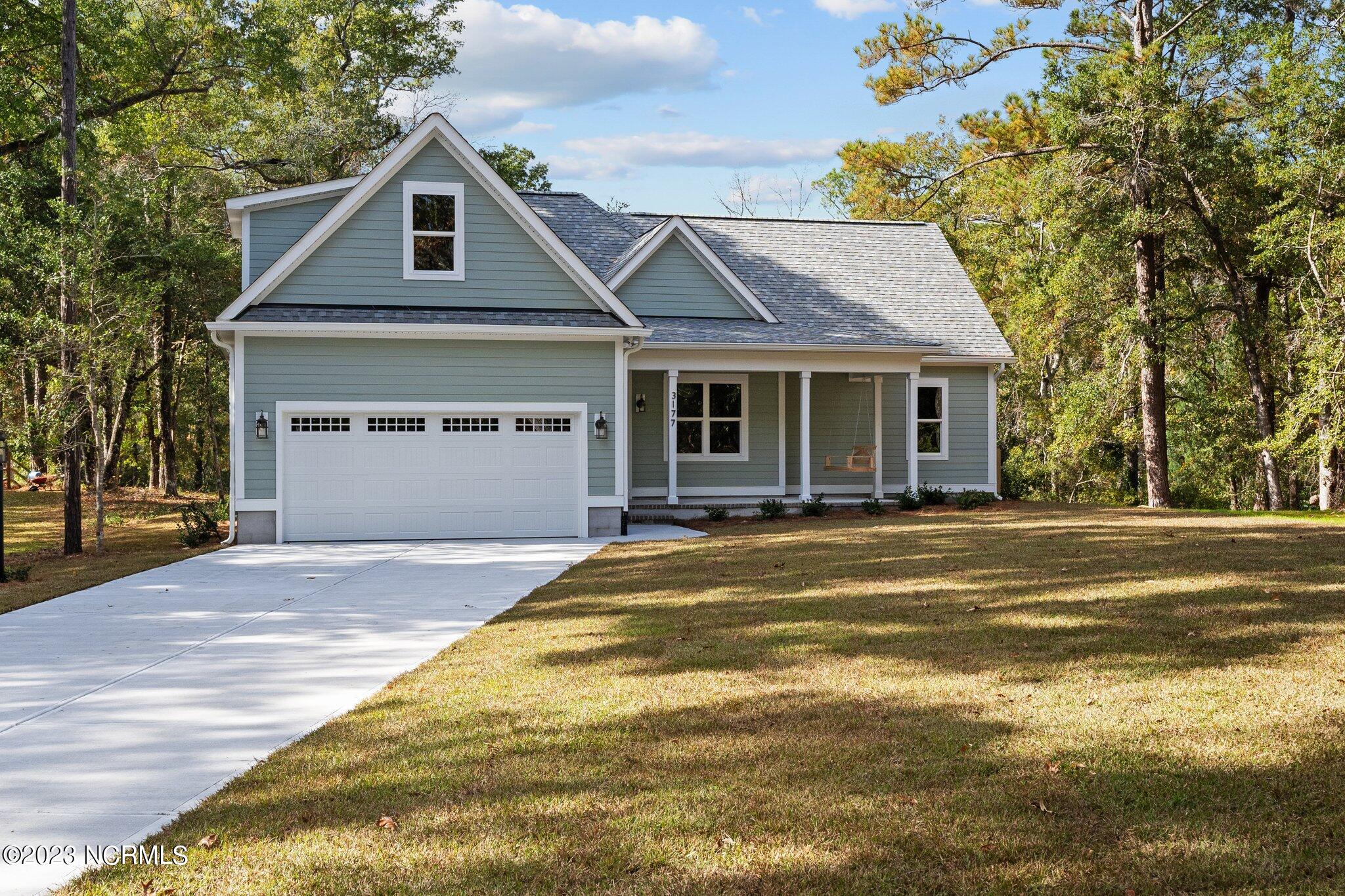 3177 Island Drive SE