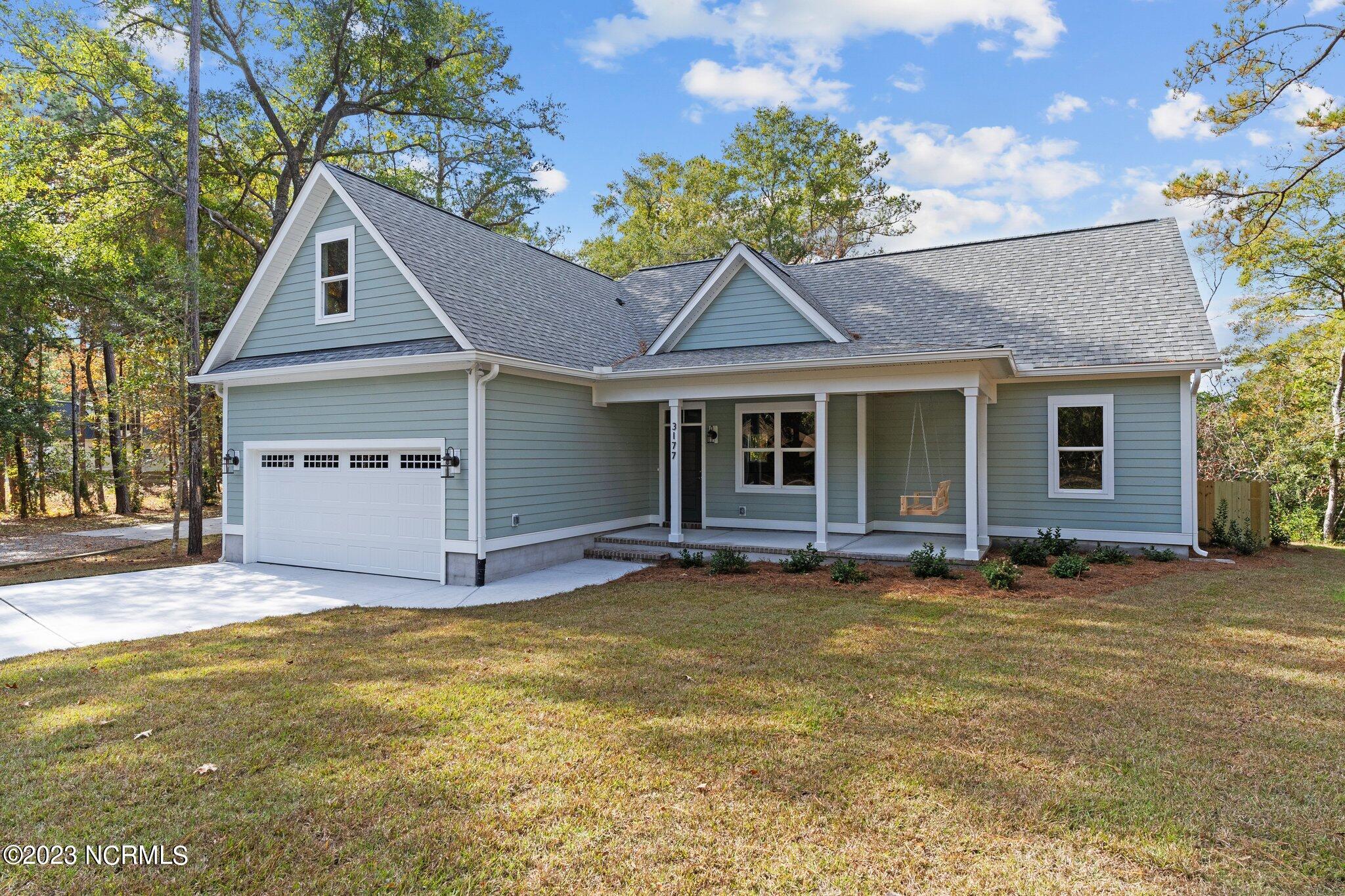 3177 Island Drive SE