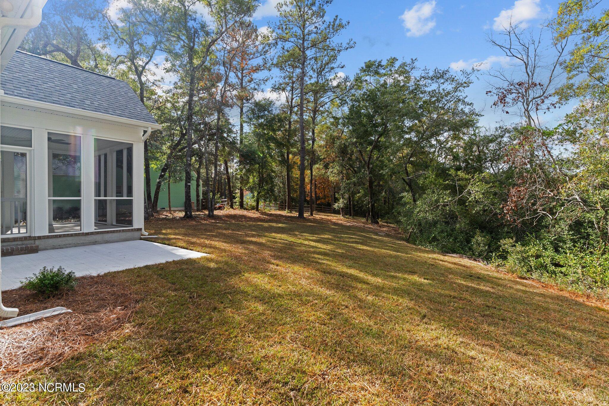 3177 Island Drive SE